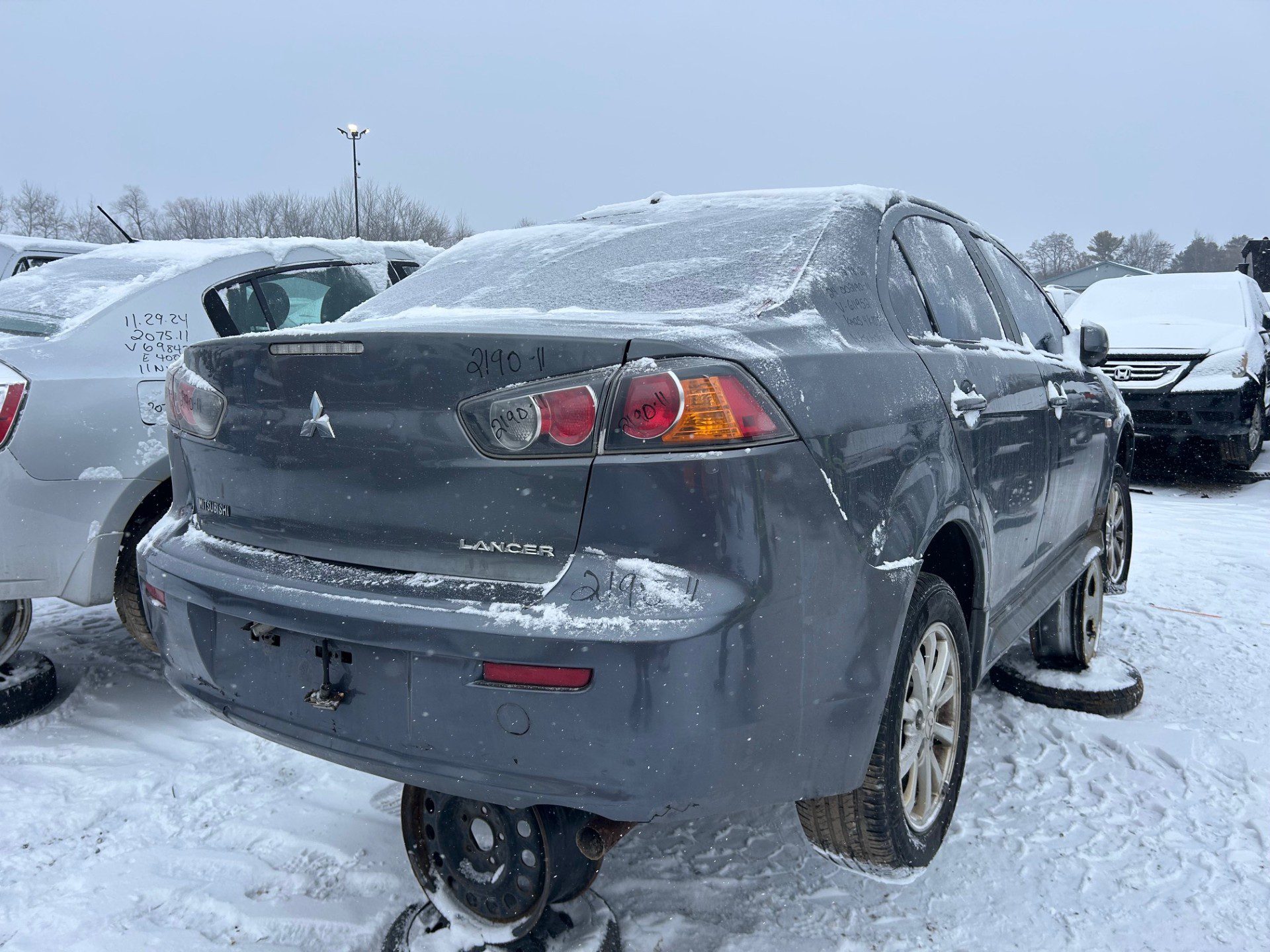 MITSUBISHI LANCER 2011
