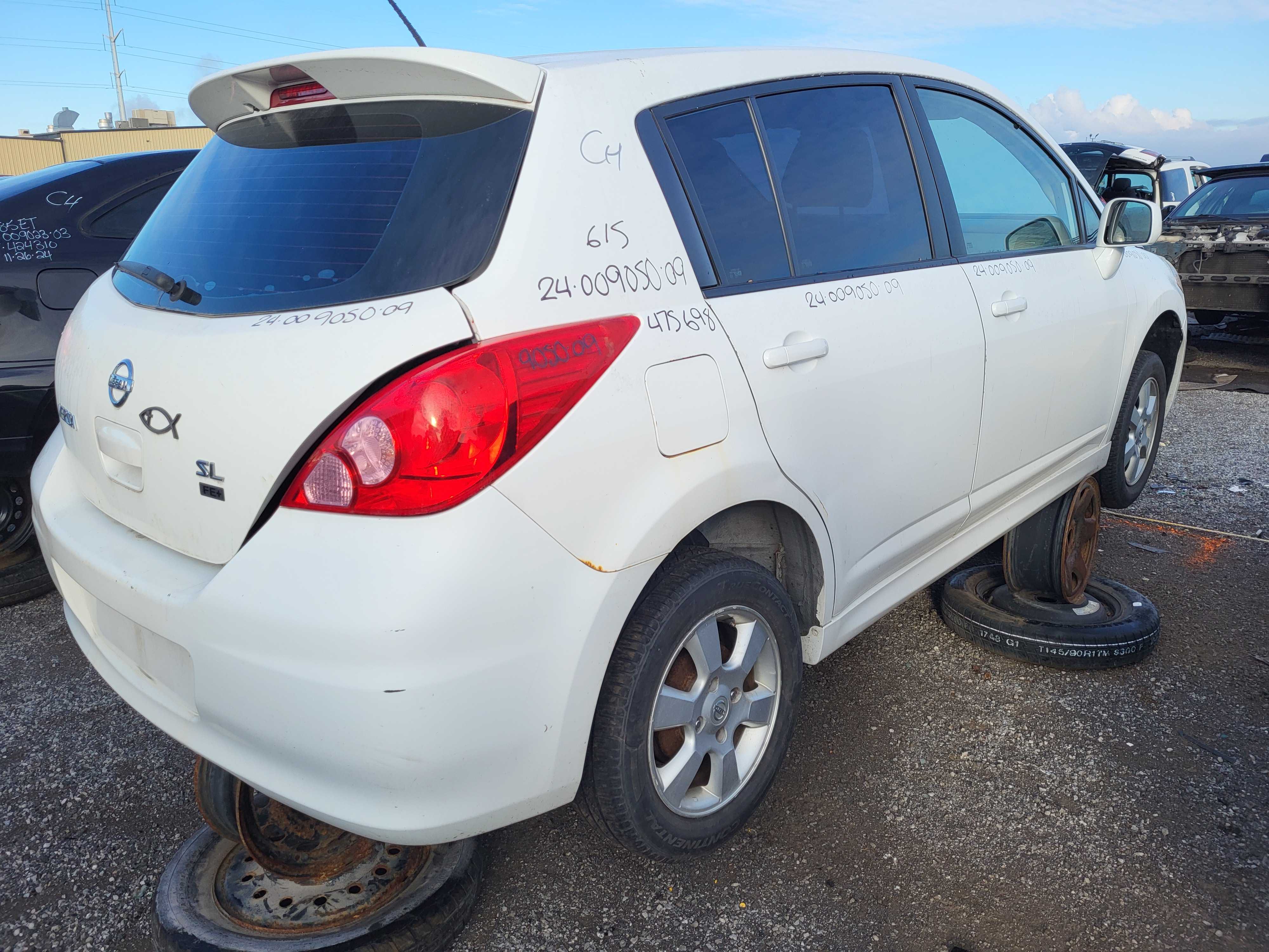 NISSAN VERSA 2009
