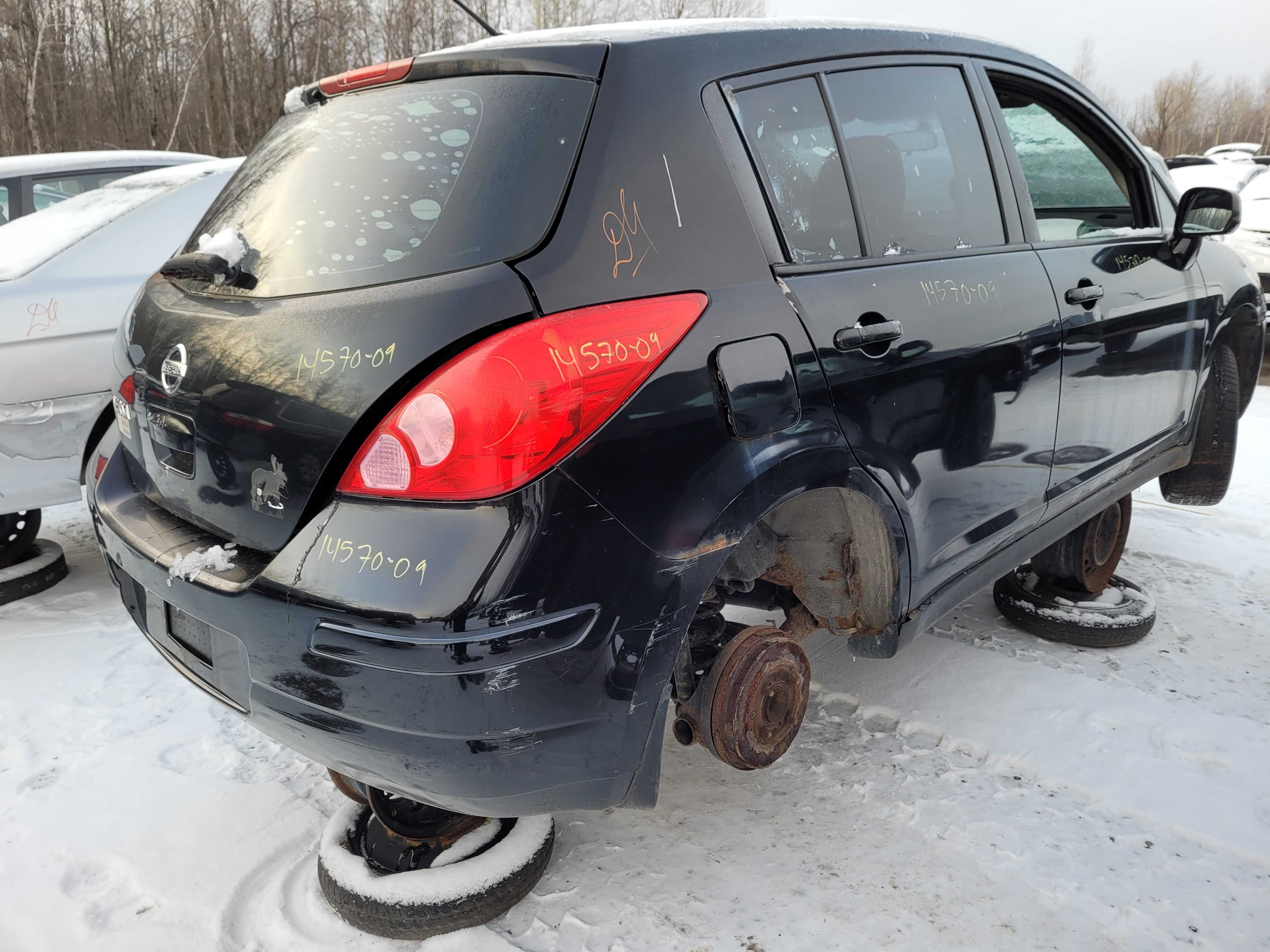 NISSAN VERSA 2009