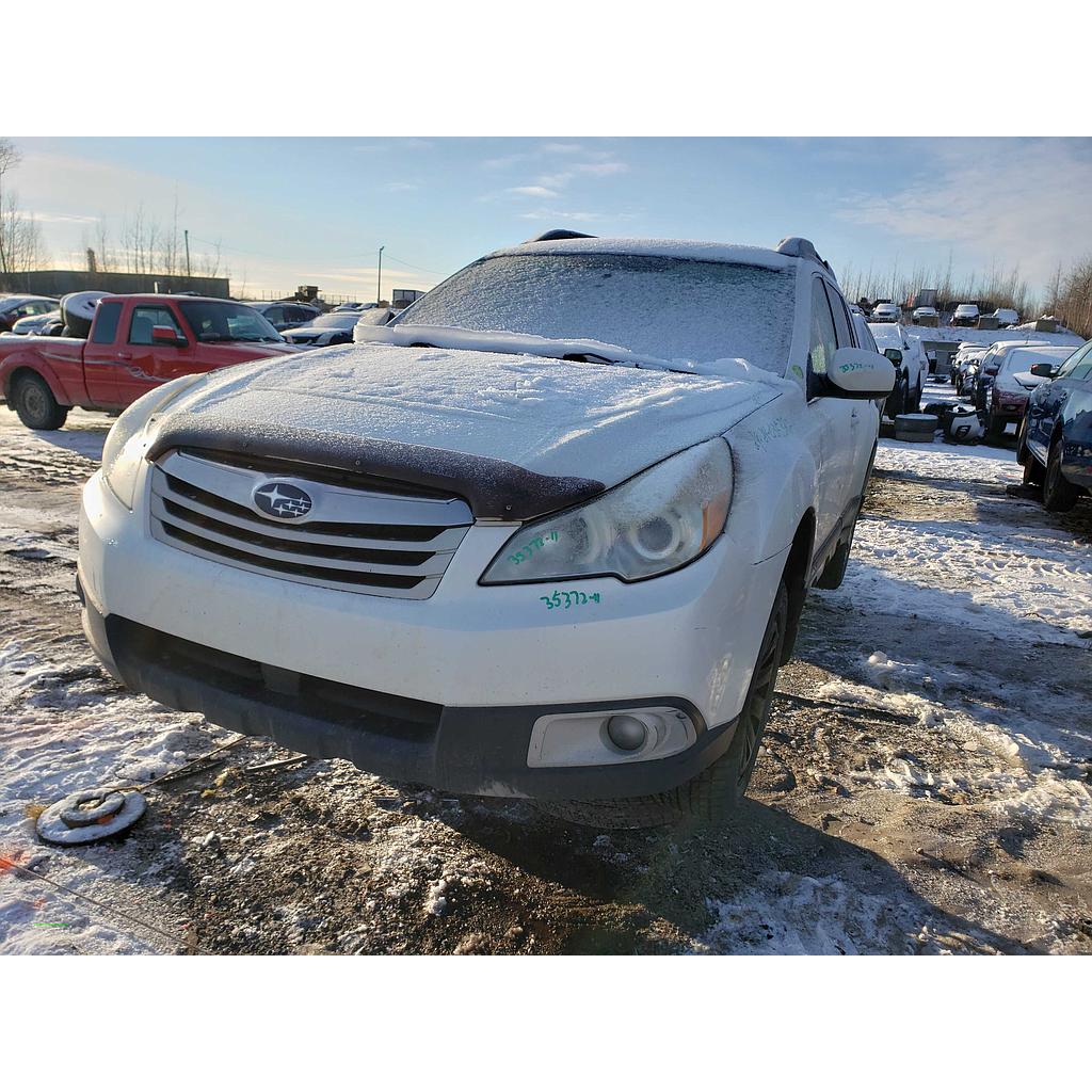 SUBARU OUTBACK 2011