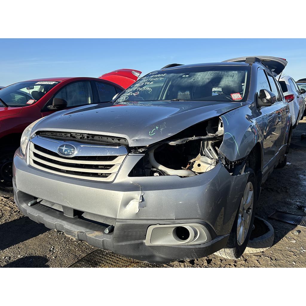 SUBARU OUTBACK 2011