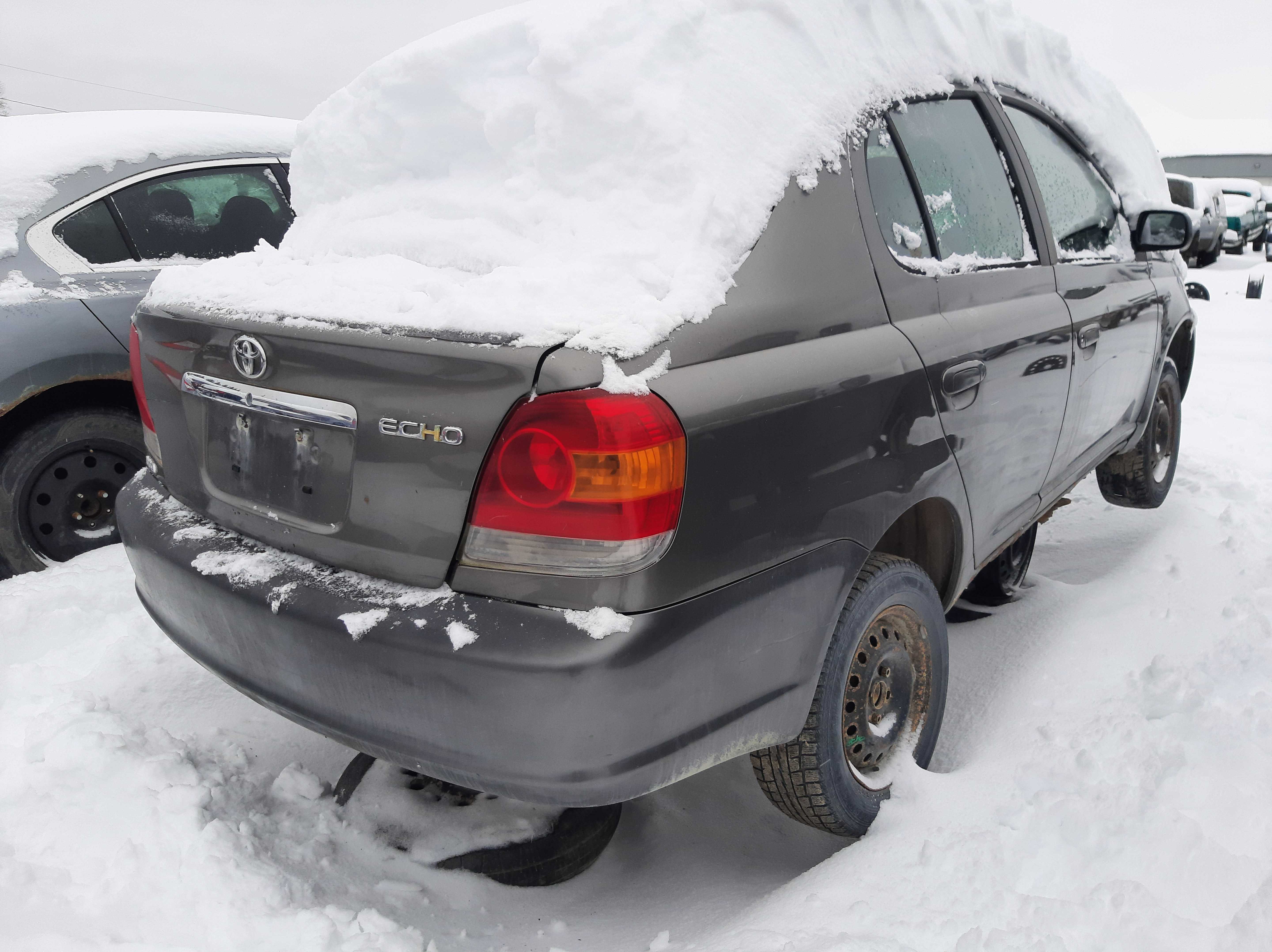 TOYOTA ECHO 2001