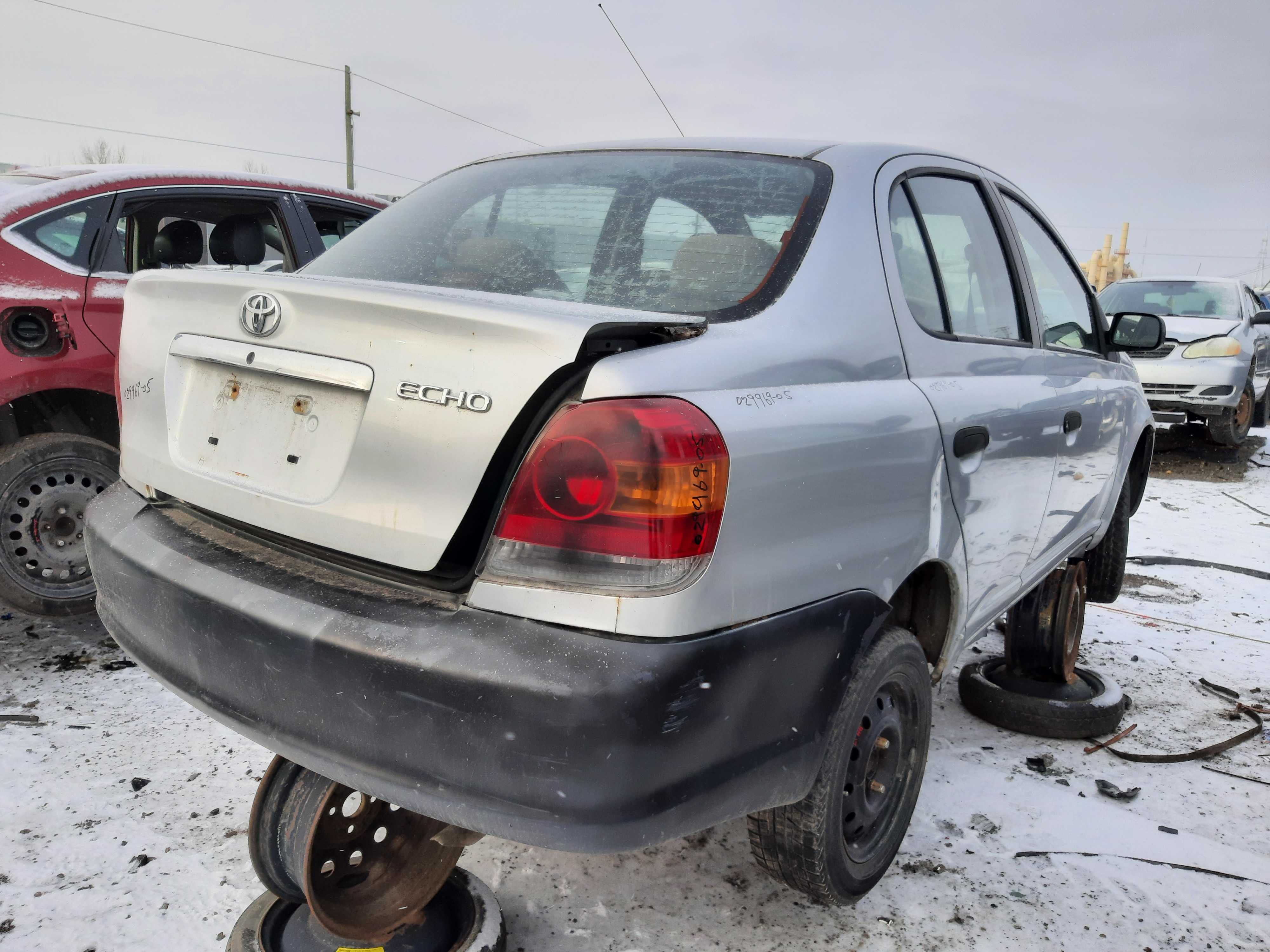 TOYOTA ECHO 2005