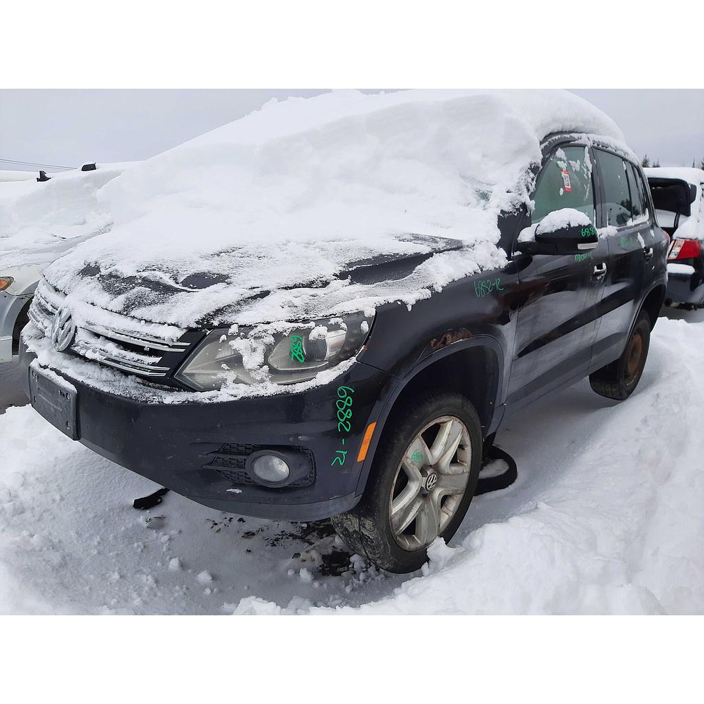VOLKSWAGEN TIGUAN 2012