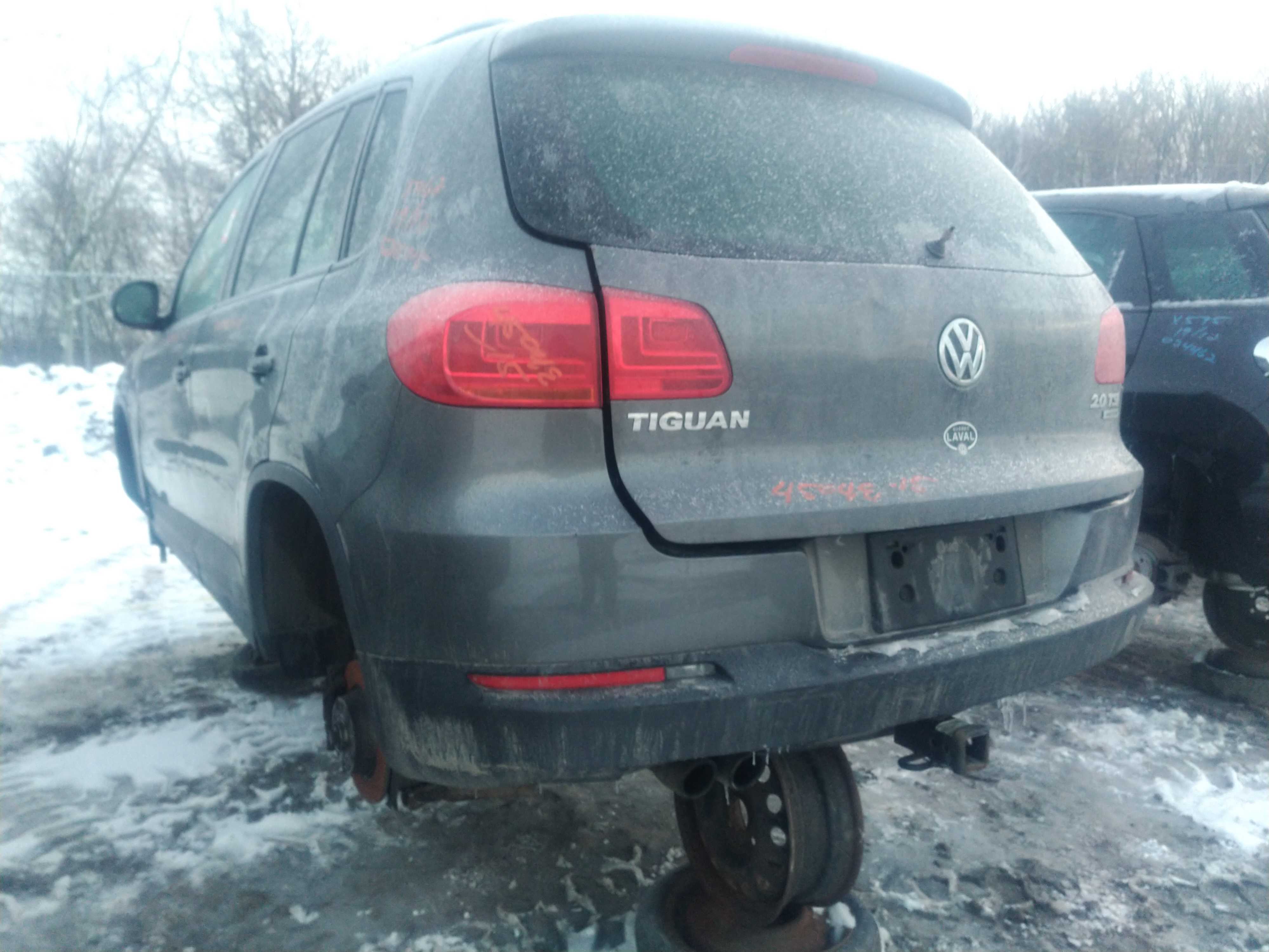 VOLKSWAGEN TIGUAN 2015