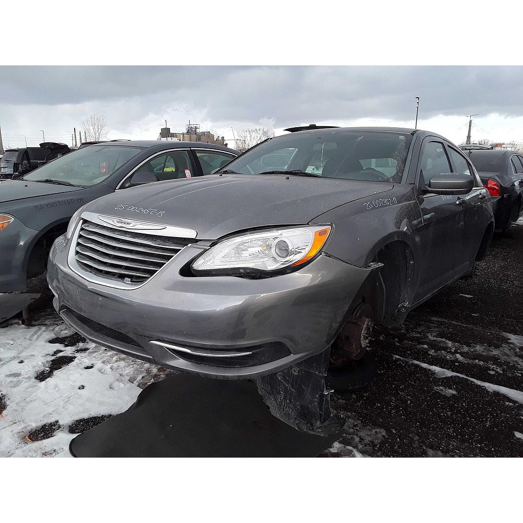 CHRYSLER 200 2013