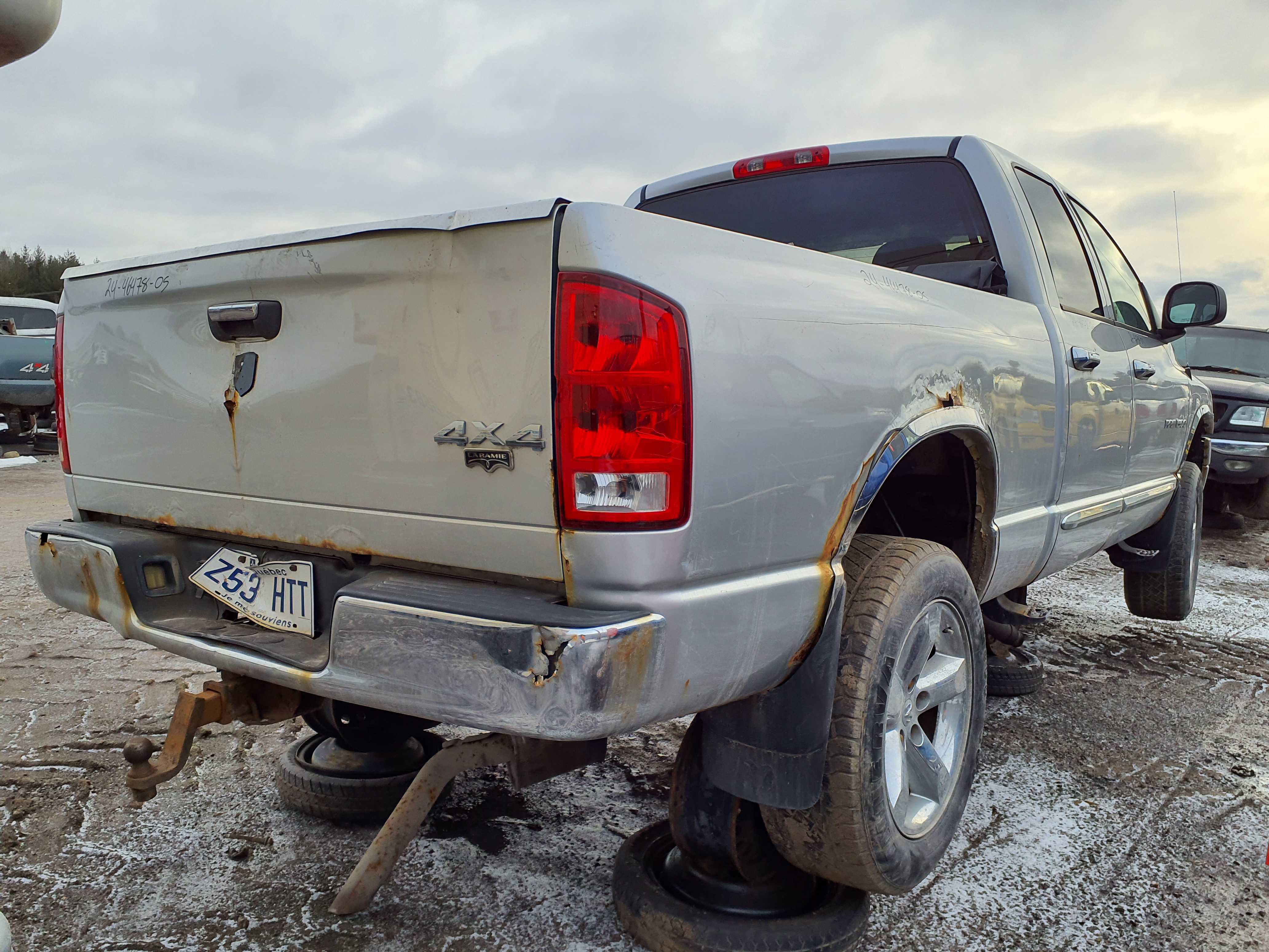 DODGE RAM 1500 2005