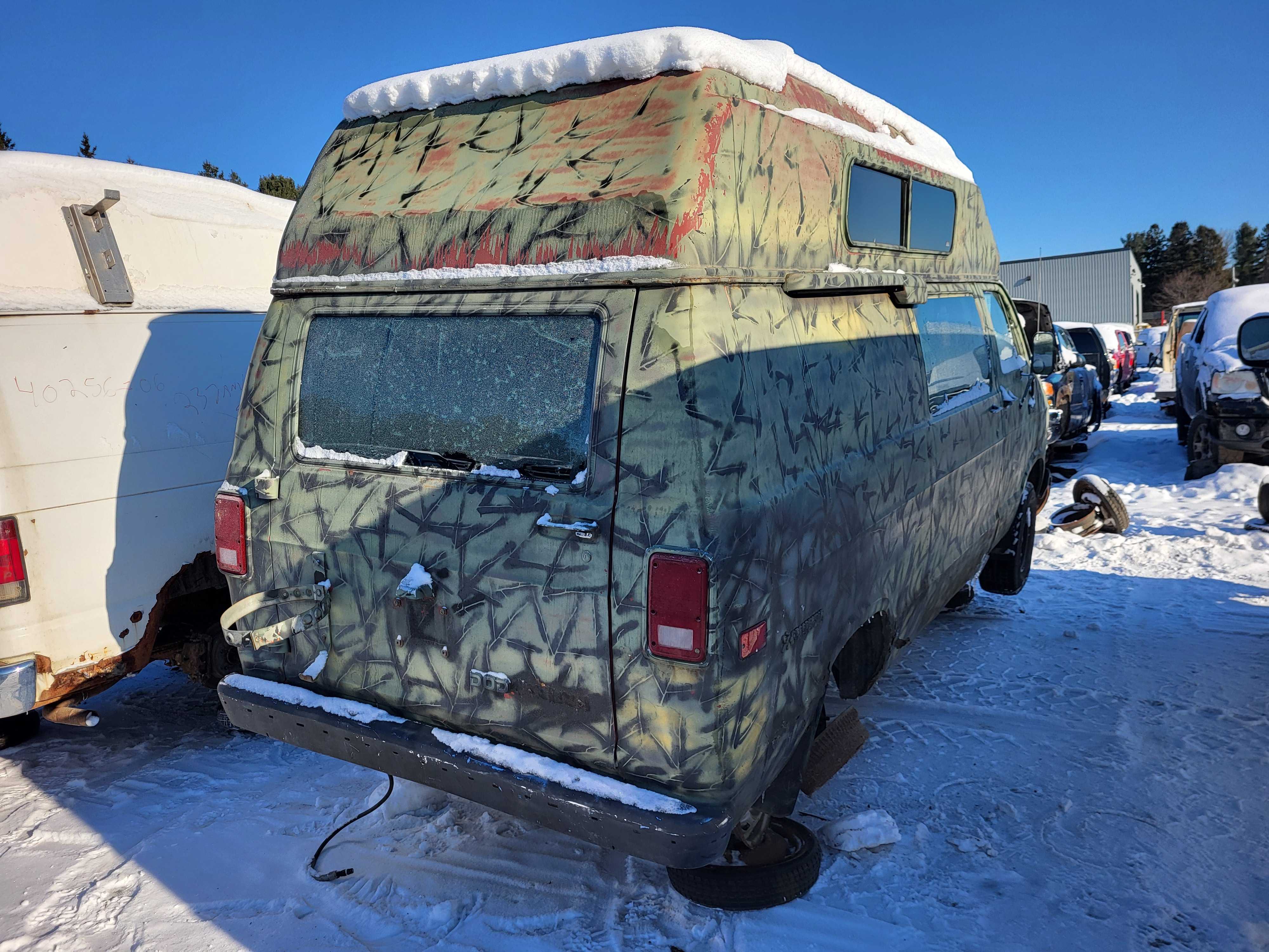 DODGE RAM VAN 1984