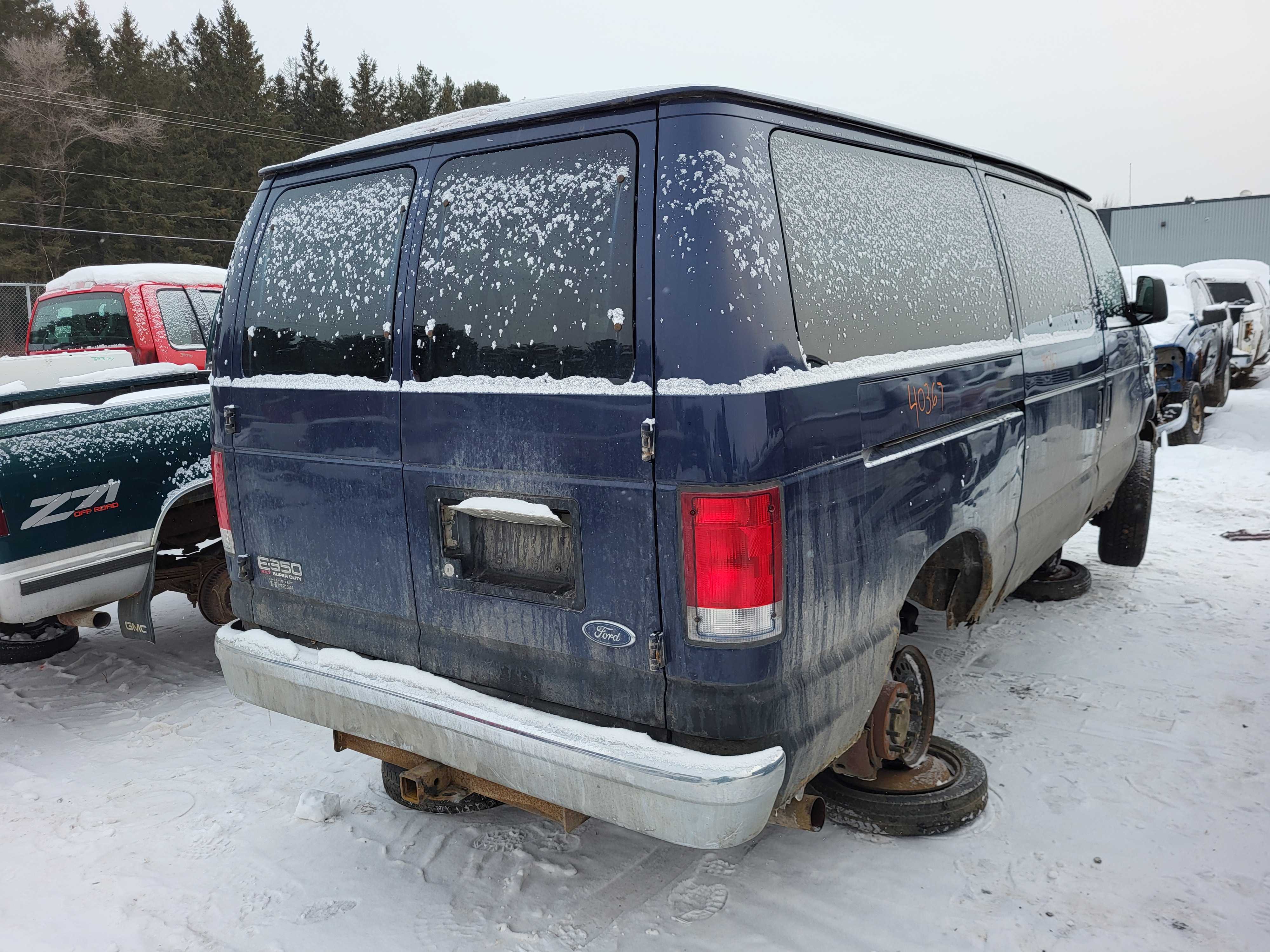 FORD ECONOLINE 2005