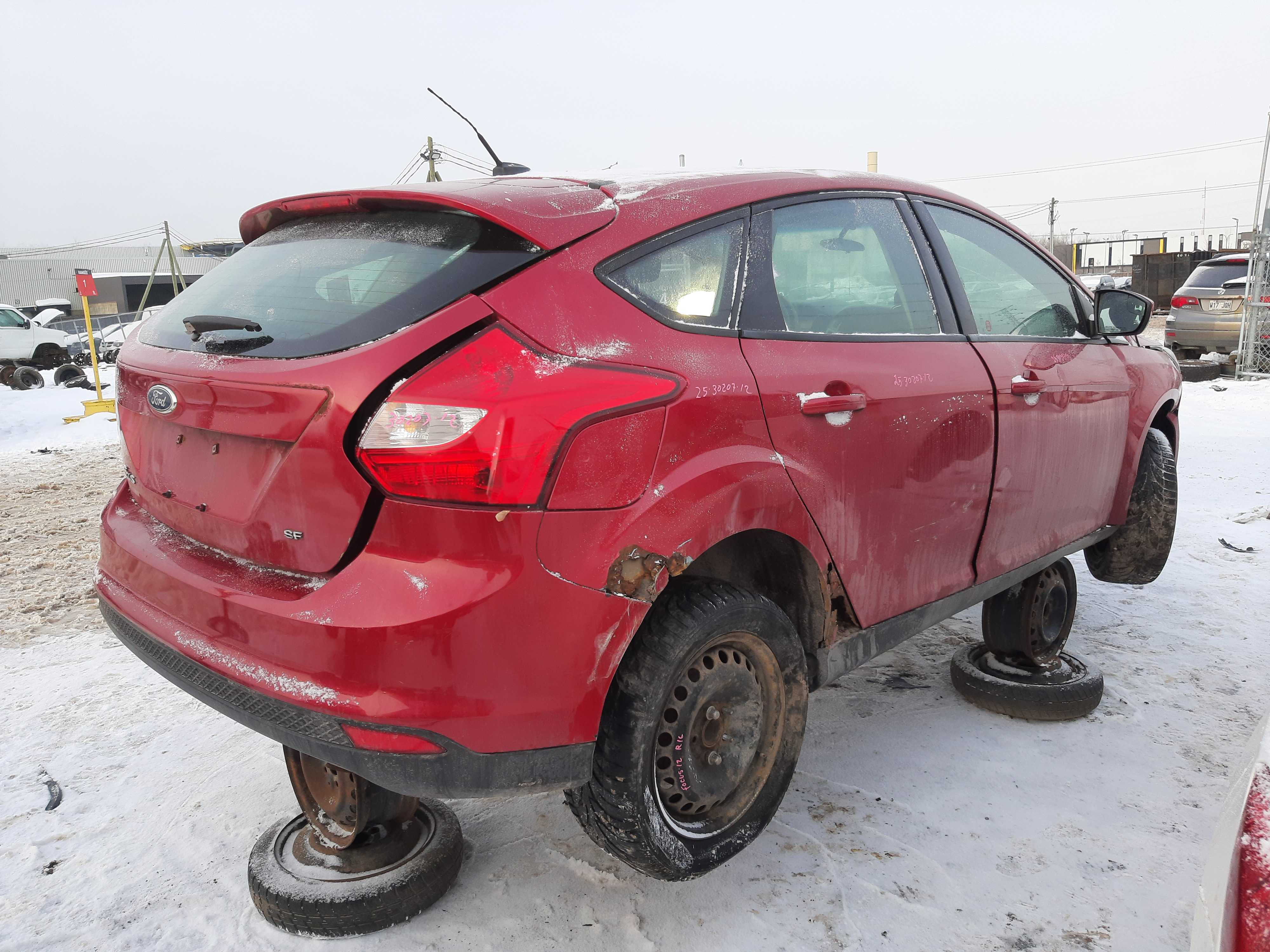 FORD FOCUS 2012