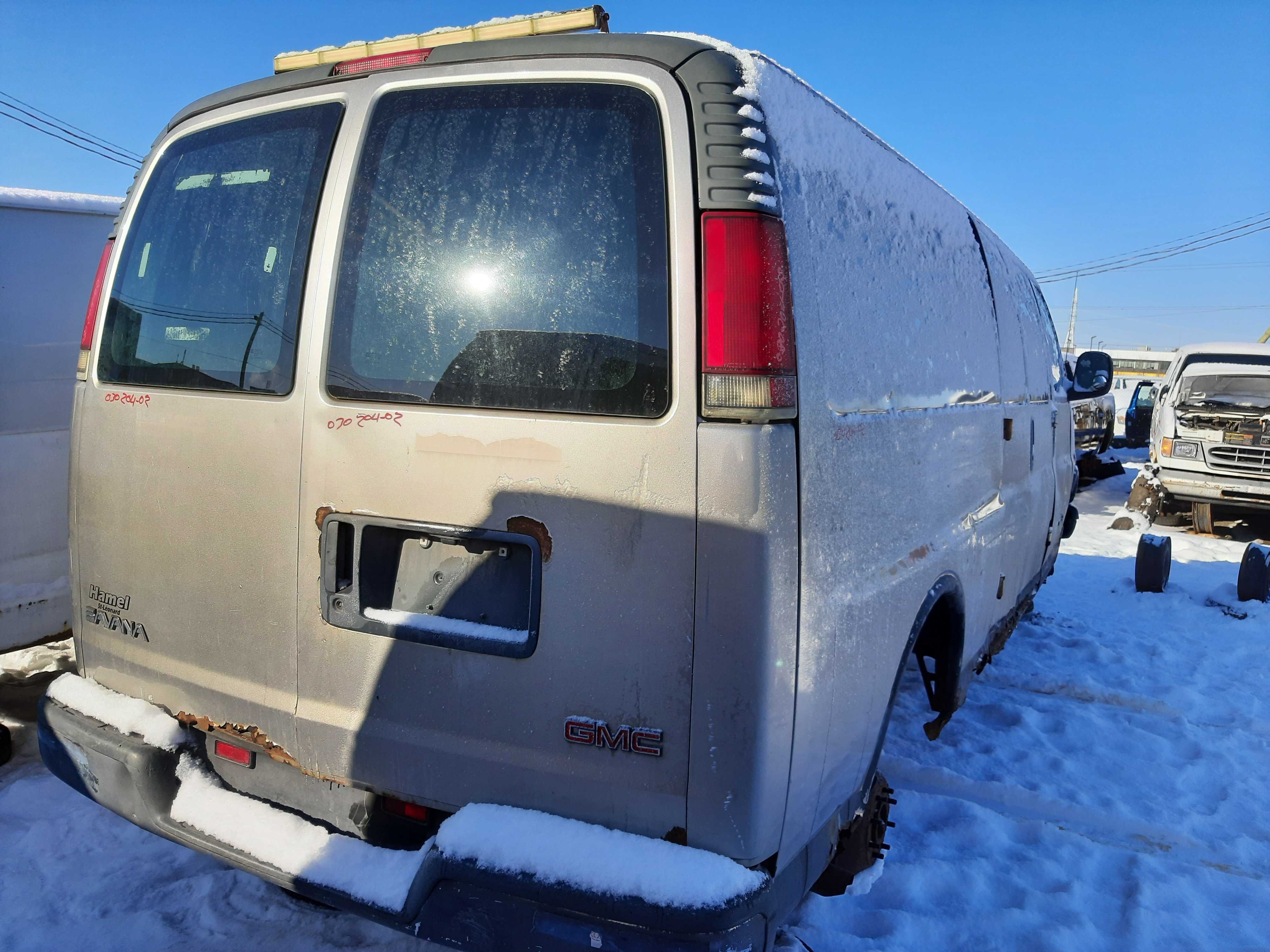 GMC SAVANA CARGO 2002