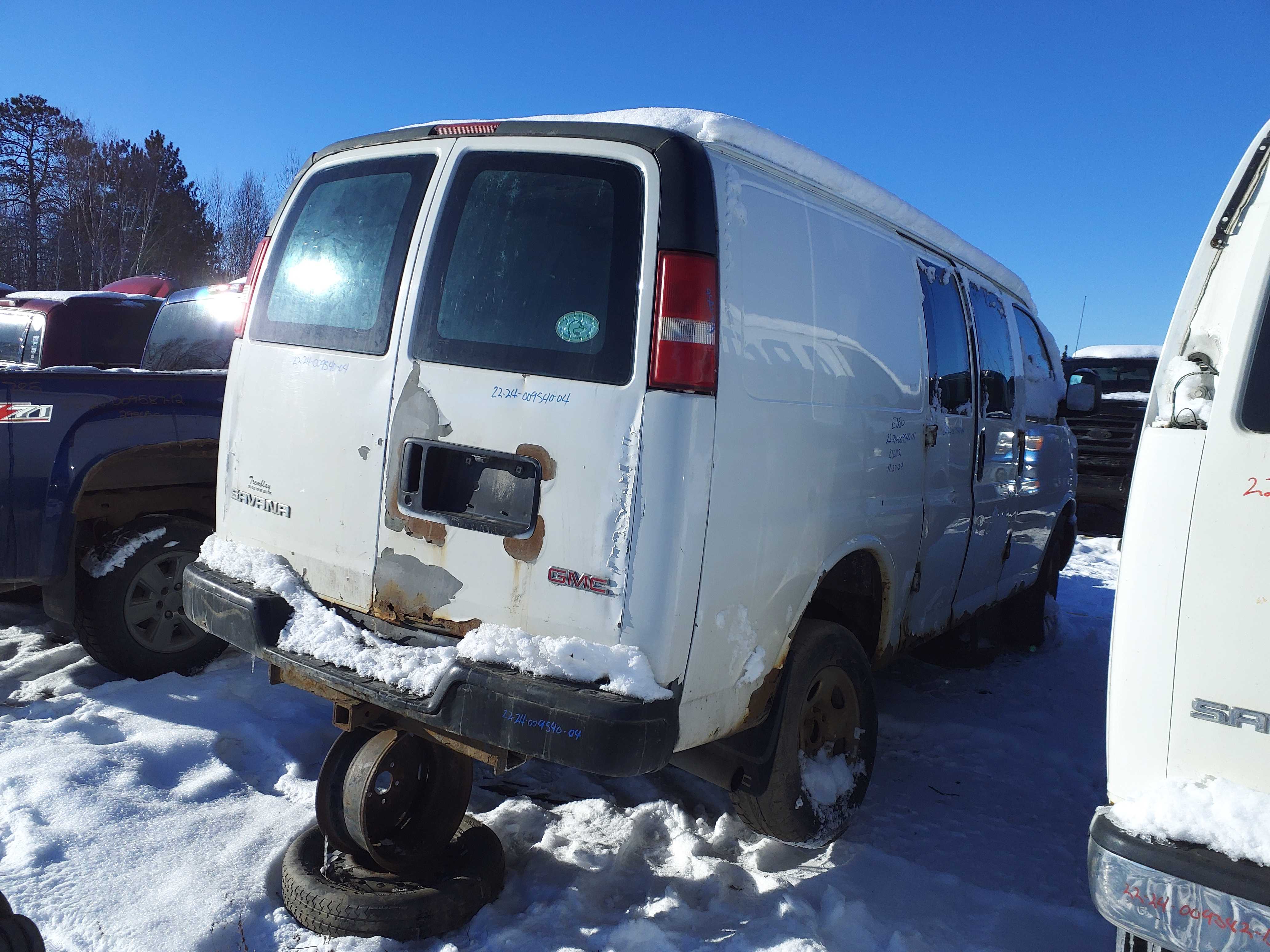 GMC SAVANA CARGO 2004