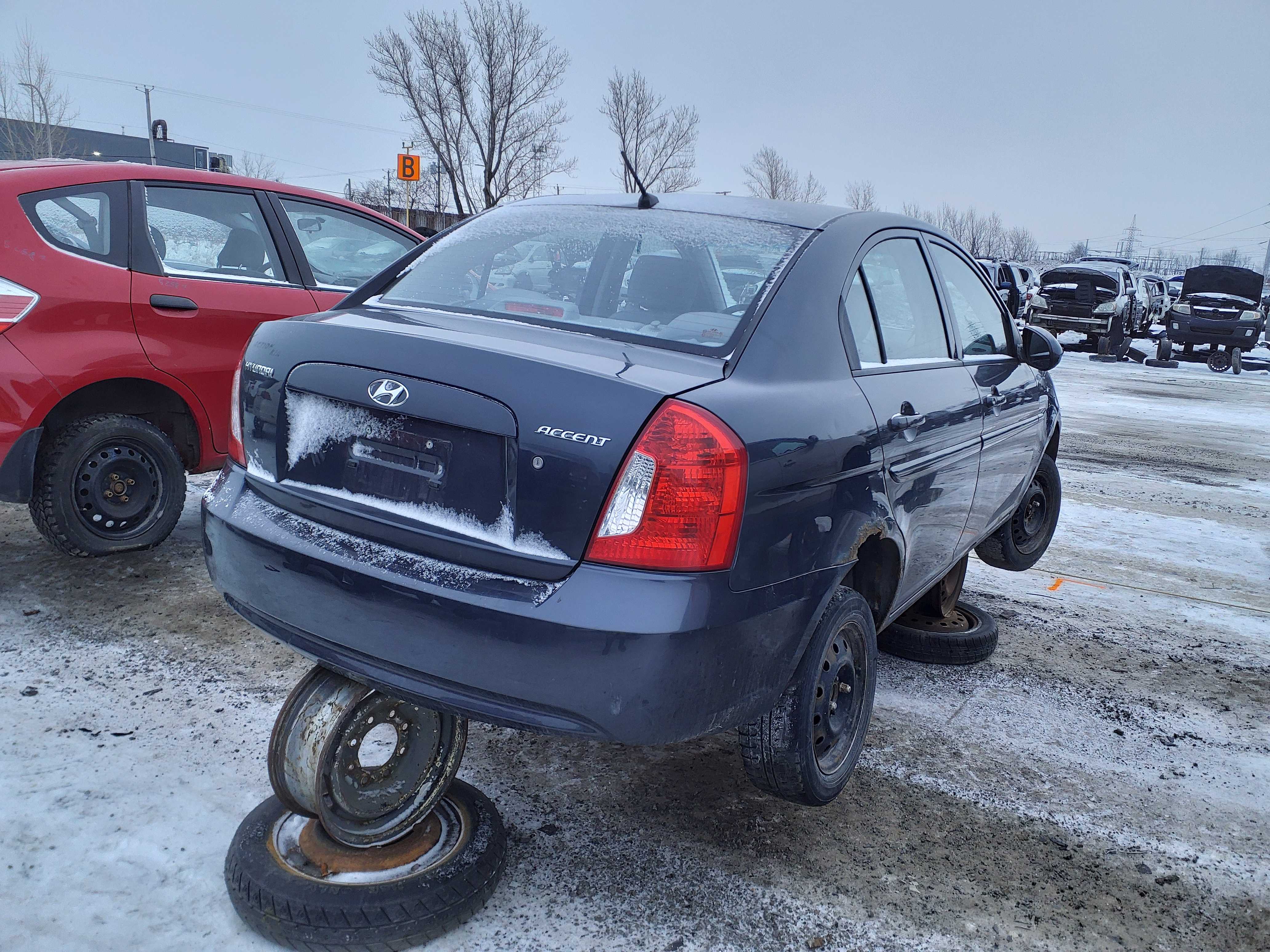 HYUNDAI ACCENT 2010