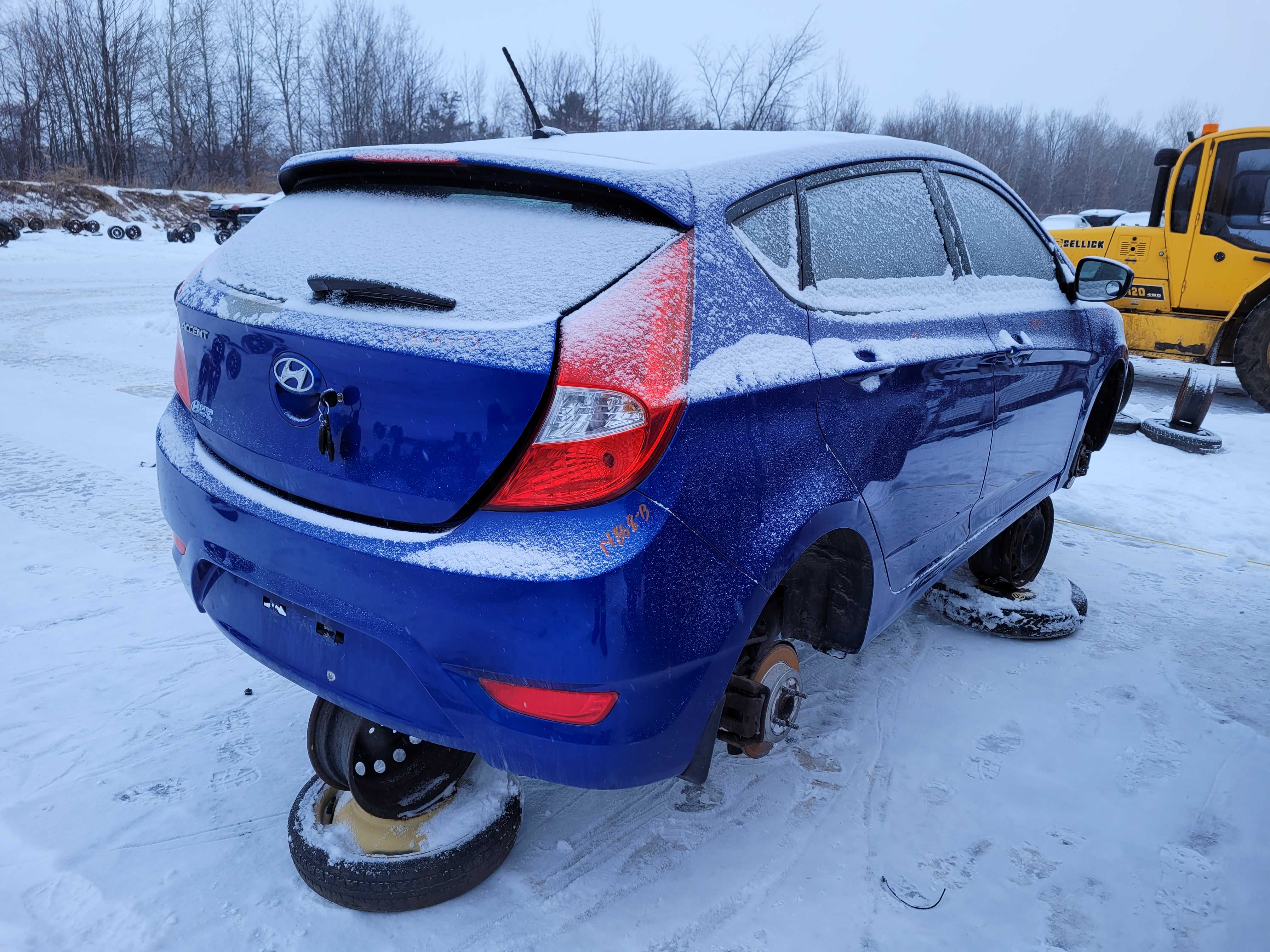 HYUNDAI ACCENT 2013