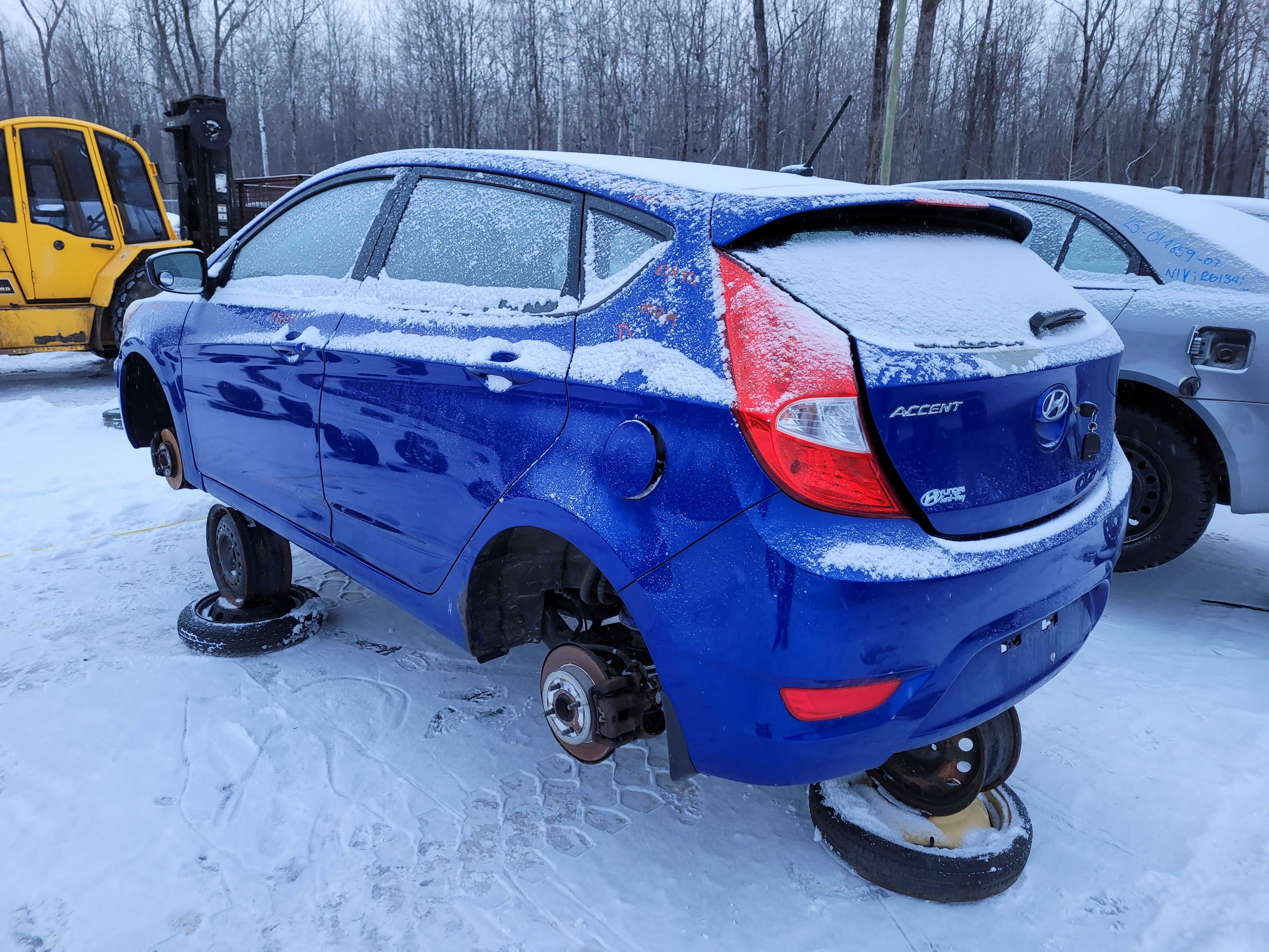 HYUNDAI ACCENT 2013