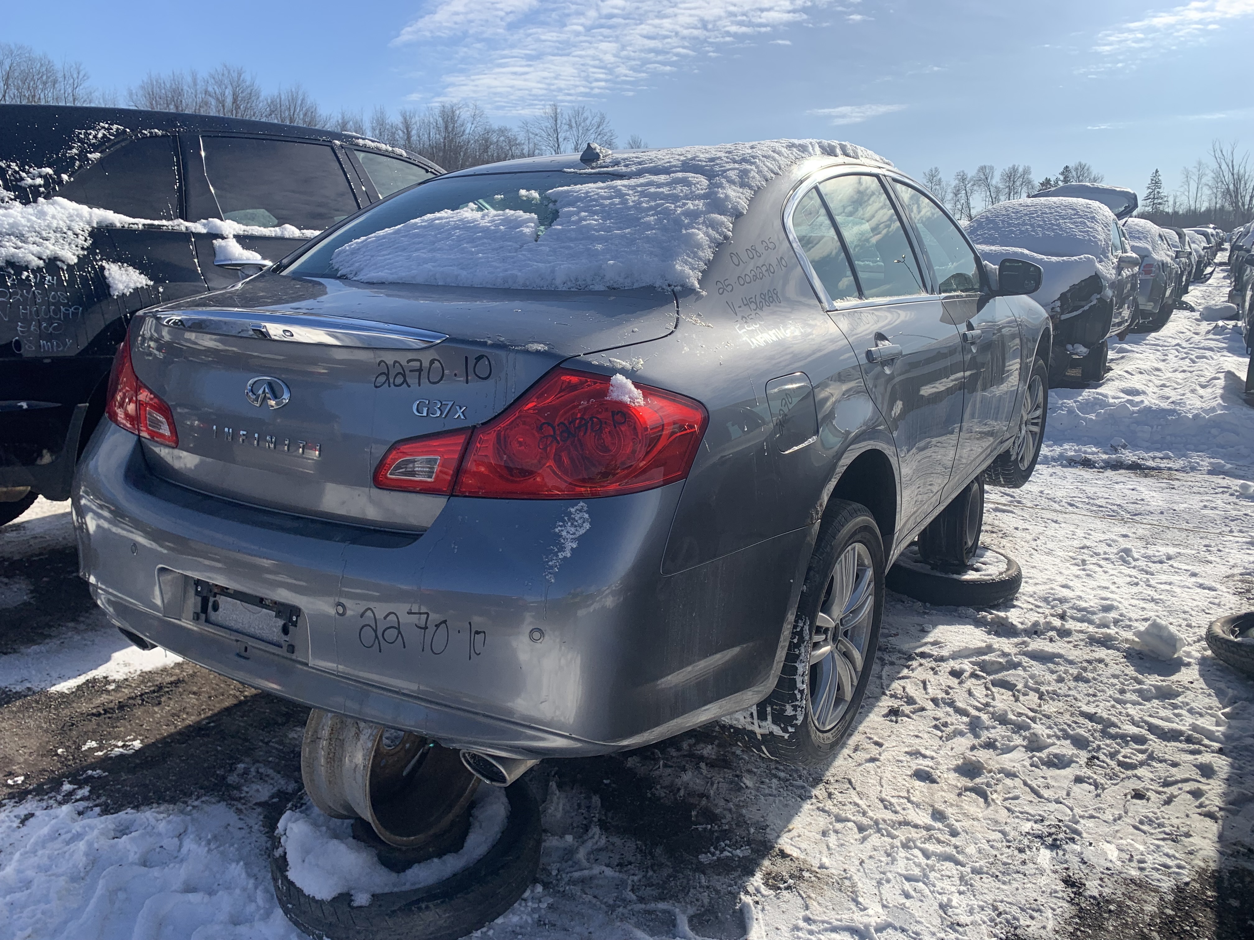 INFINITI G37 SEDAN 2010