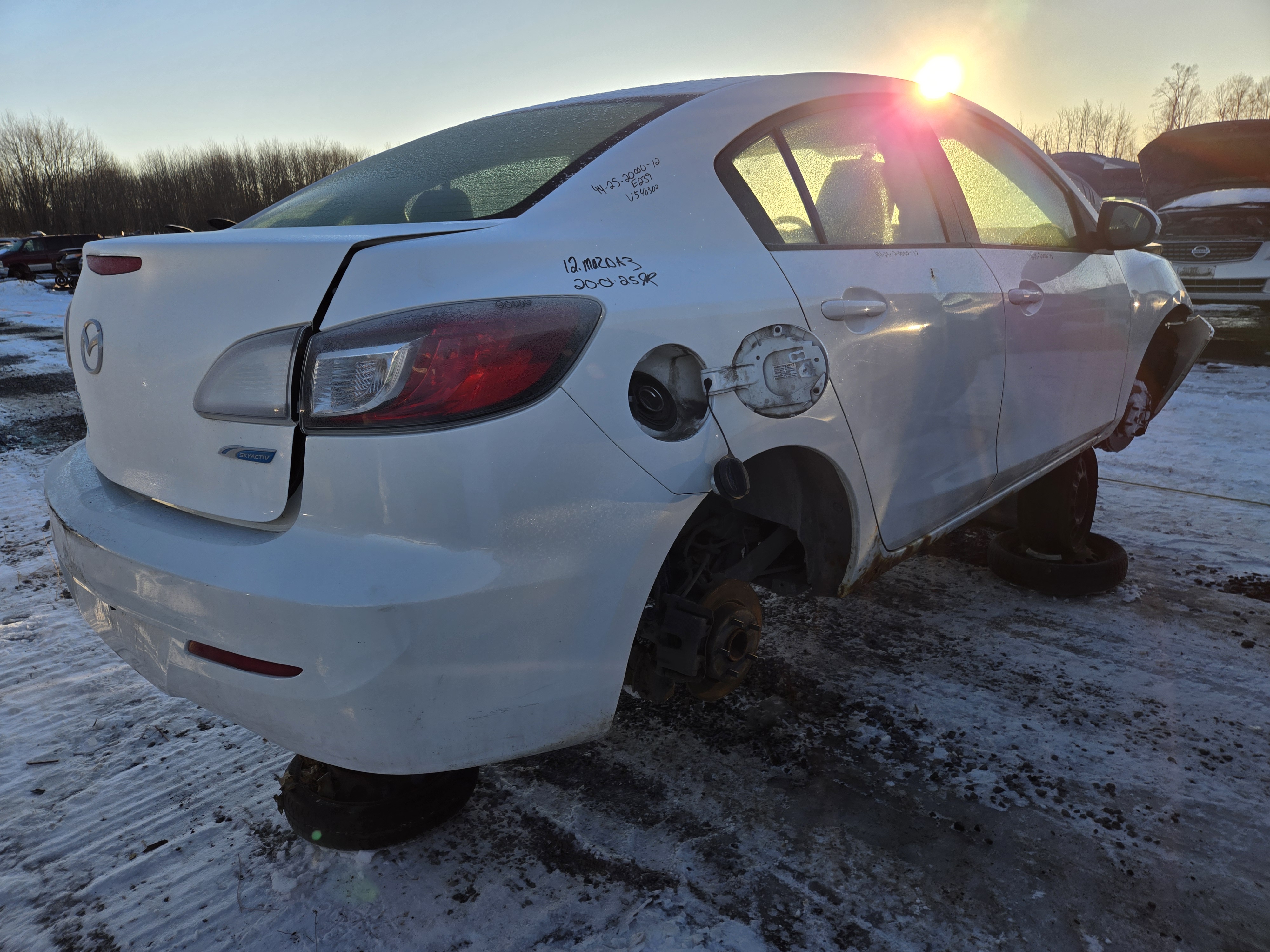MAZDA MAZDA3 2012