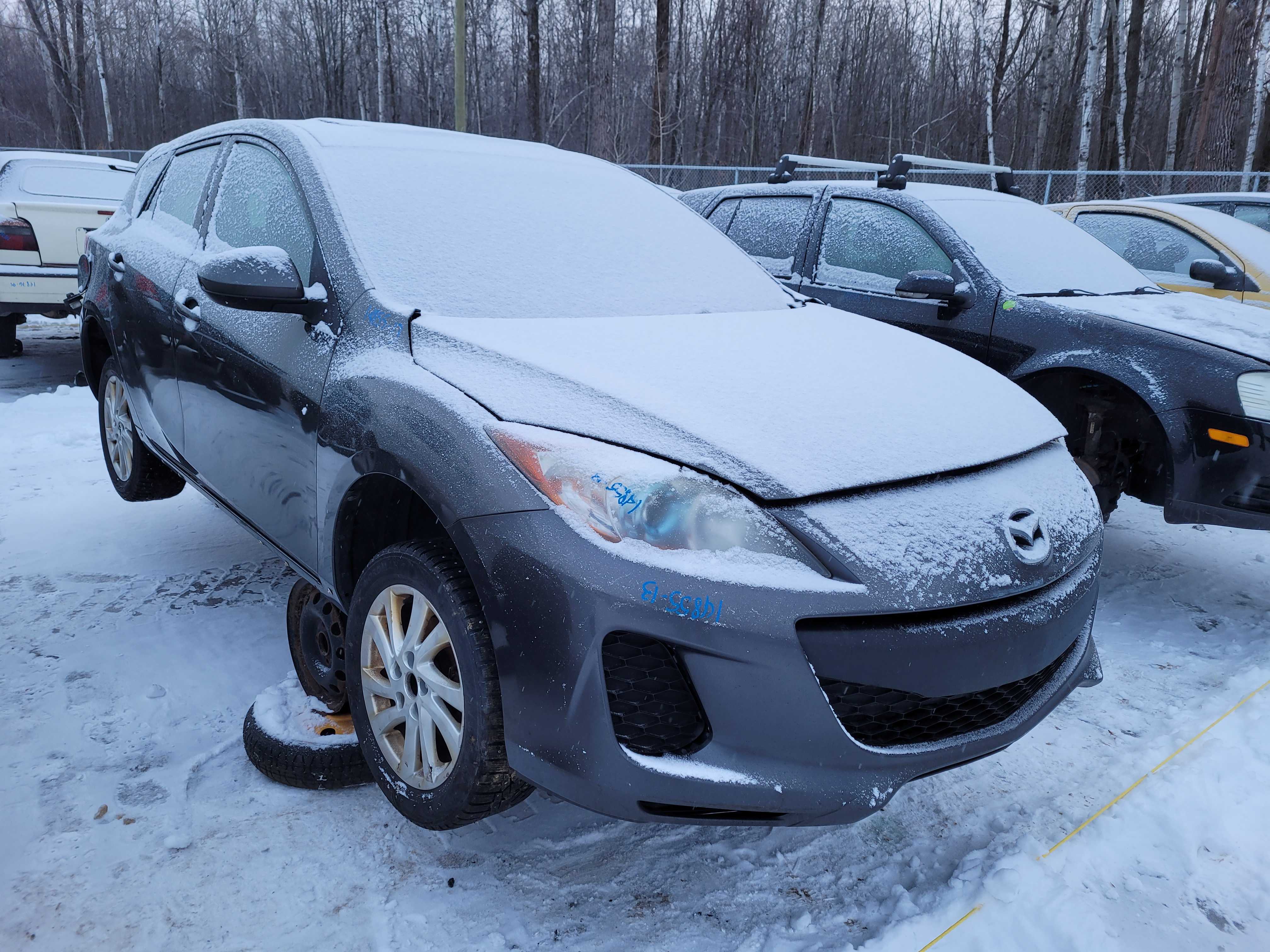 MAZDA MAZDA3 2013