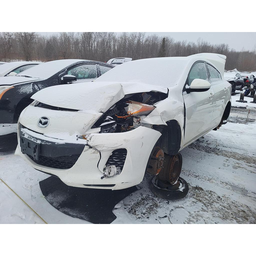 MAZDA MAZDA3 2013