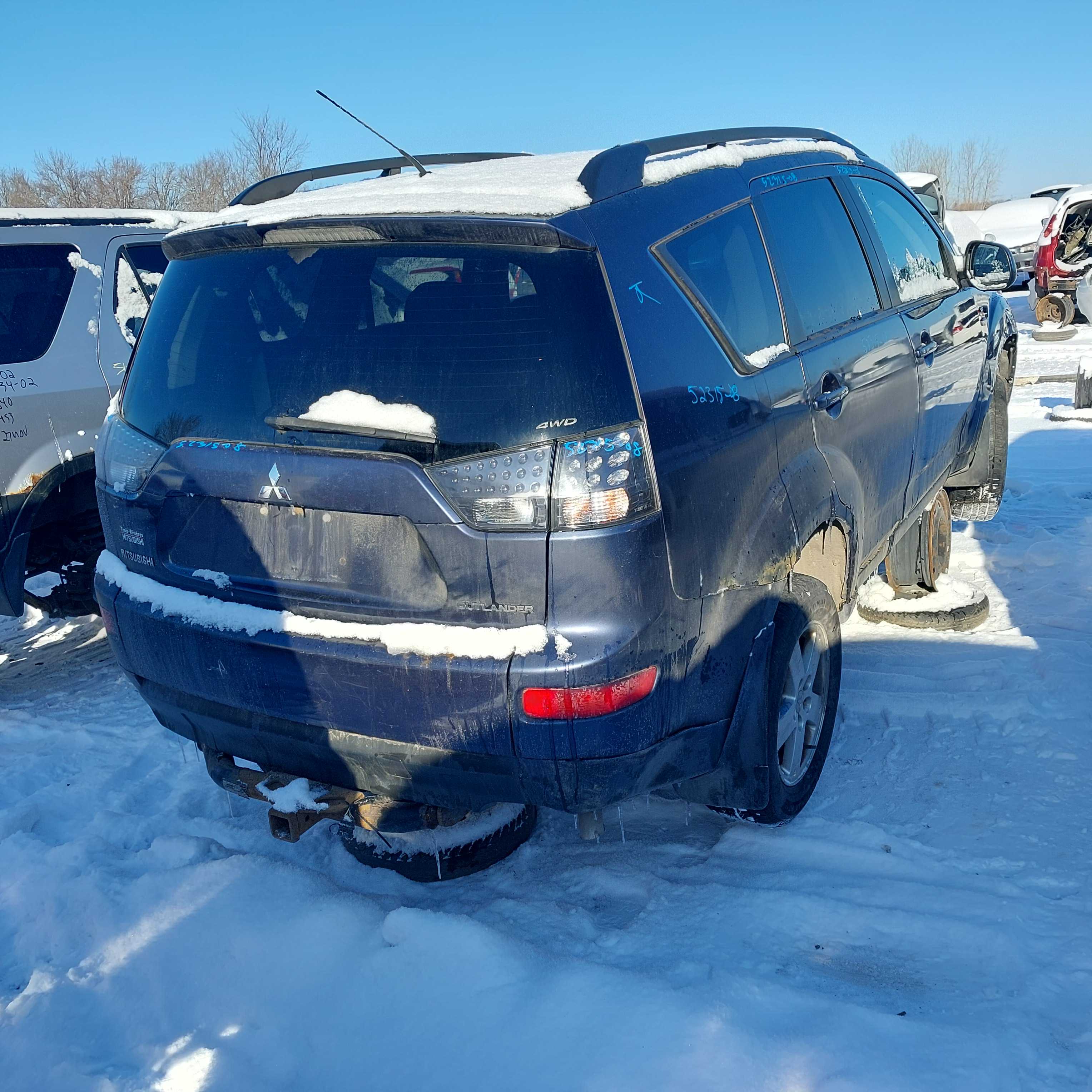 MITSUBISHI OUTLANDER 2008