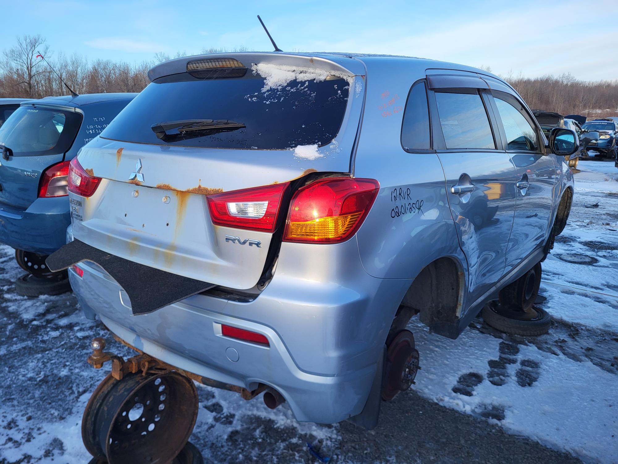 MITSUBISHI RVR 2012