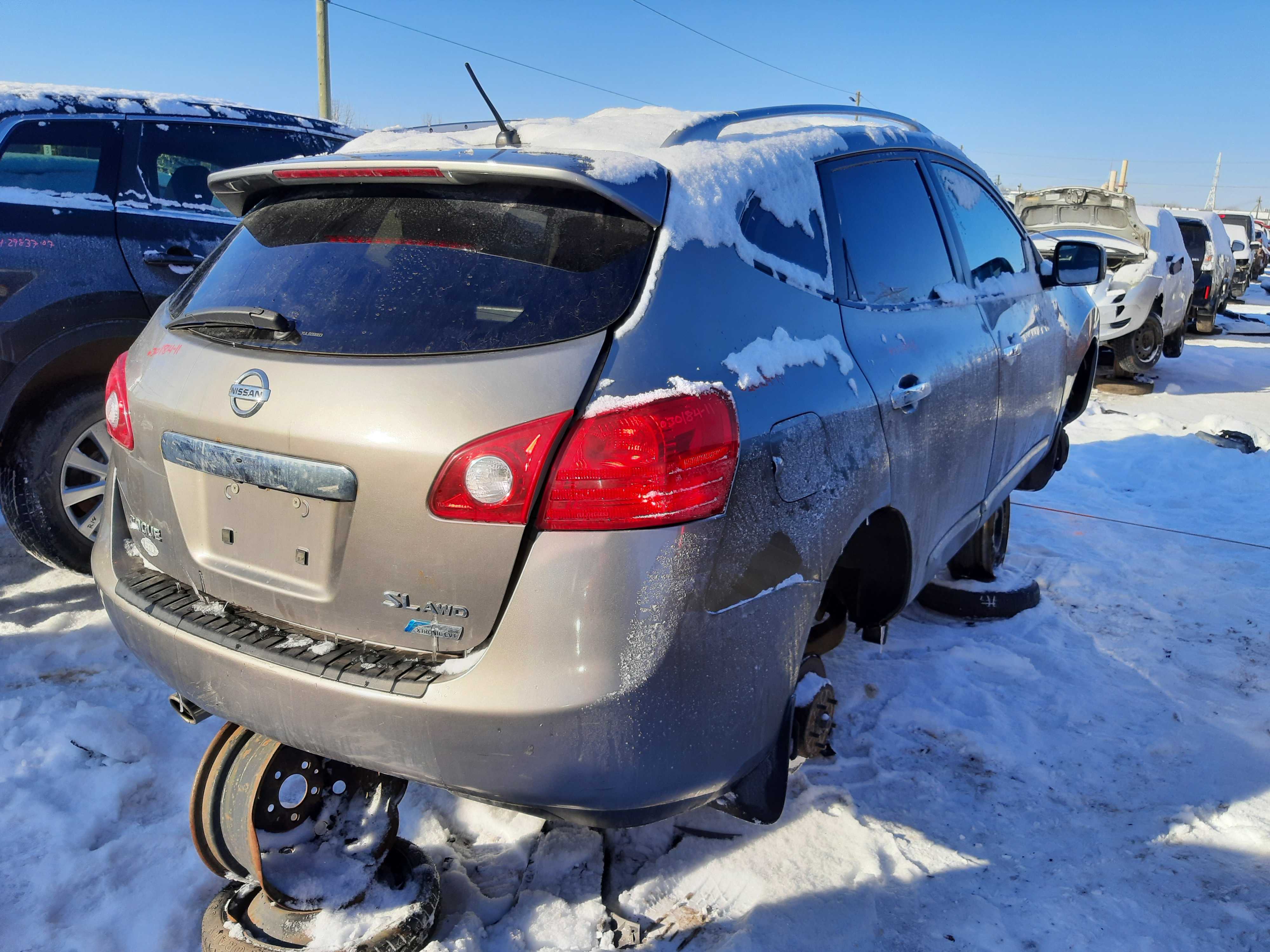 NISSAN ROGUE 2011