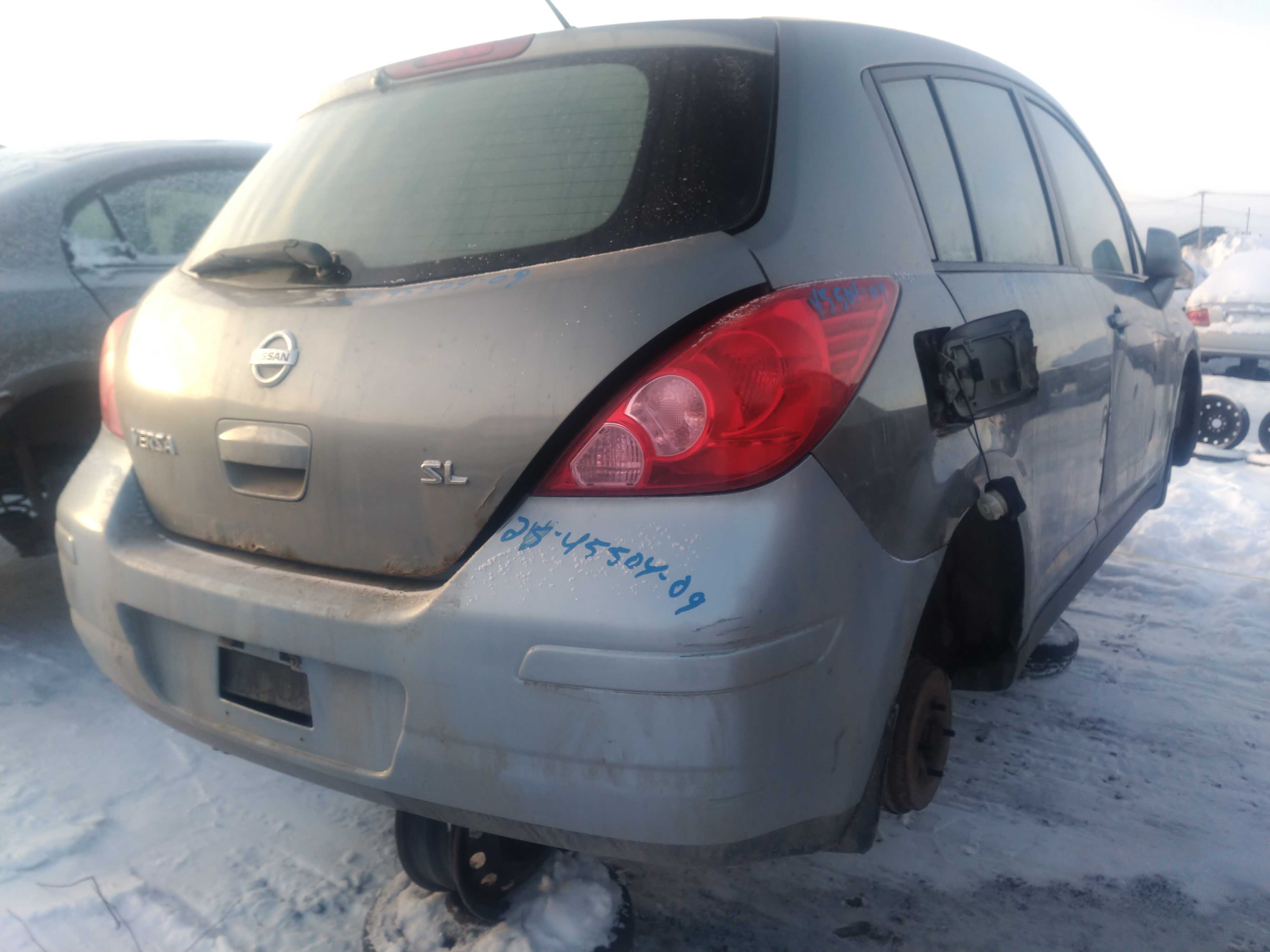 NISSAN VERSA 2009