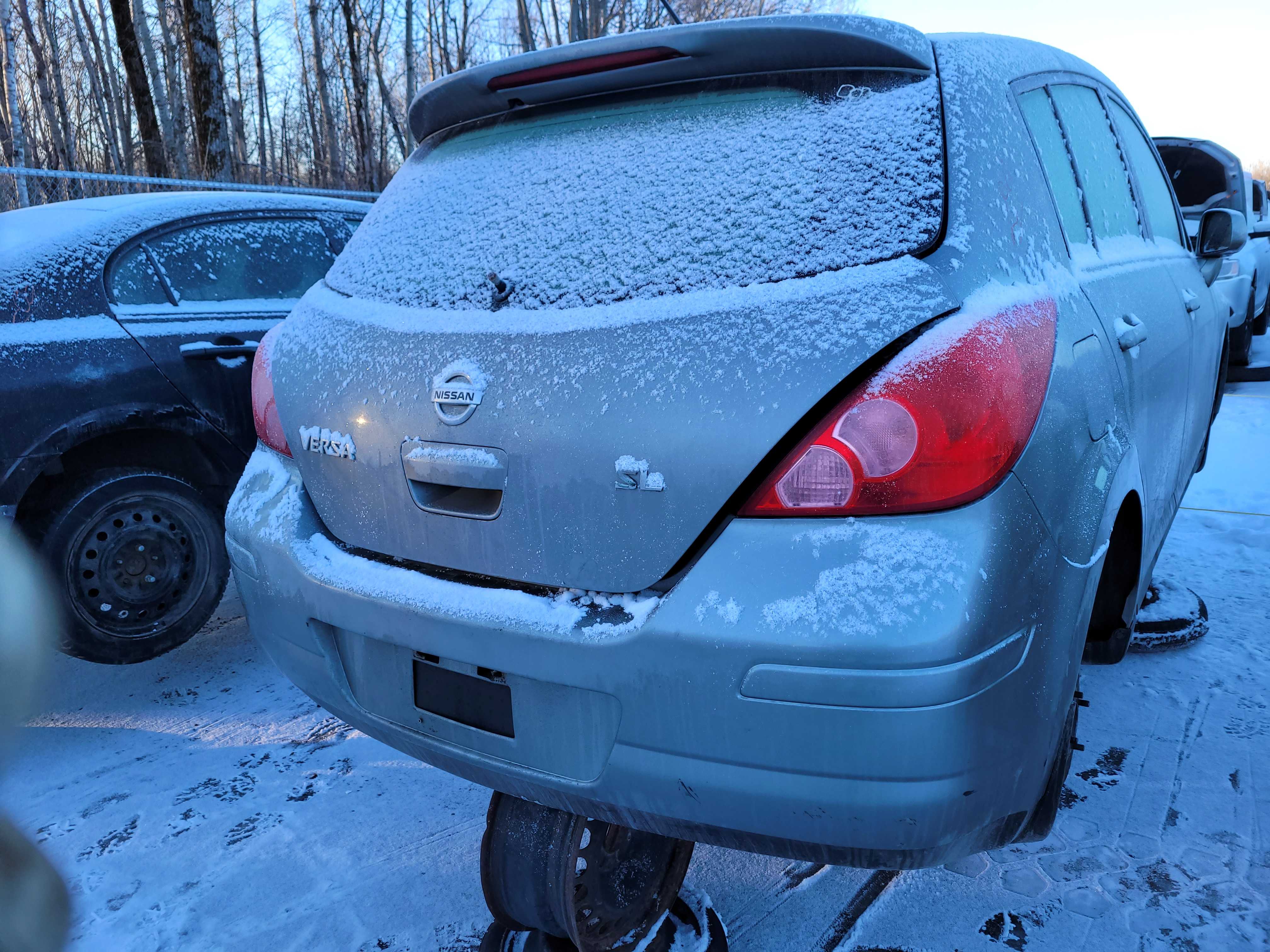 NISSAN VERSA 2009