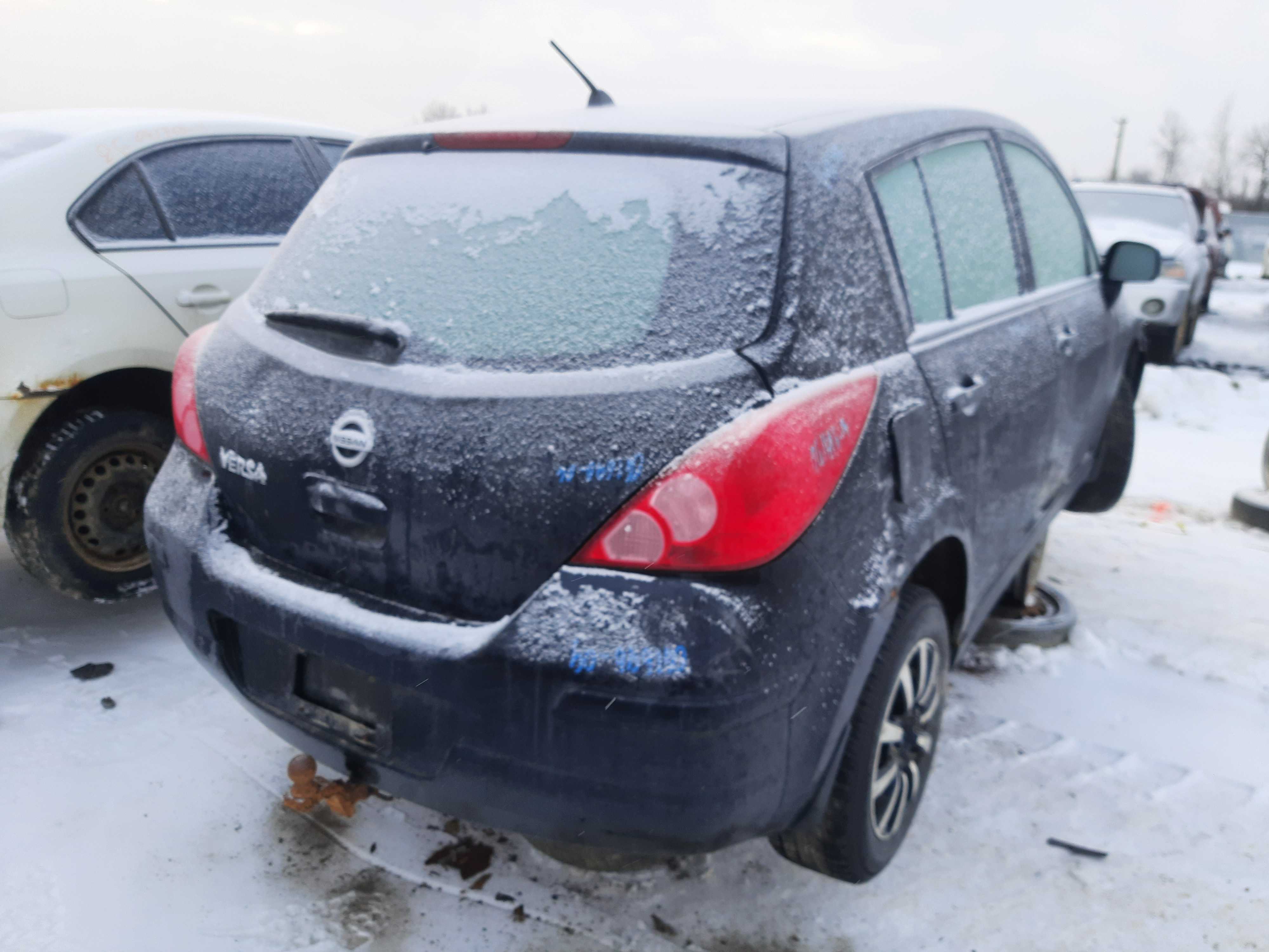 NISSAN VERSA 2009