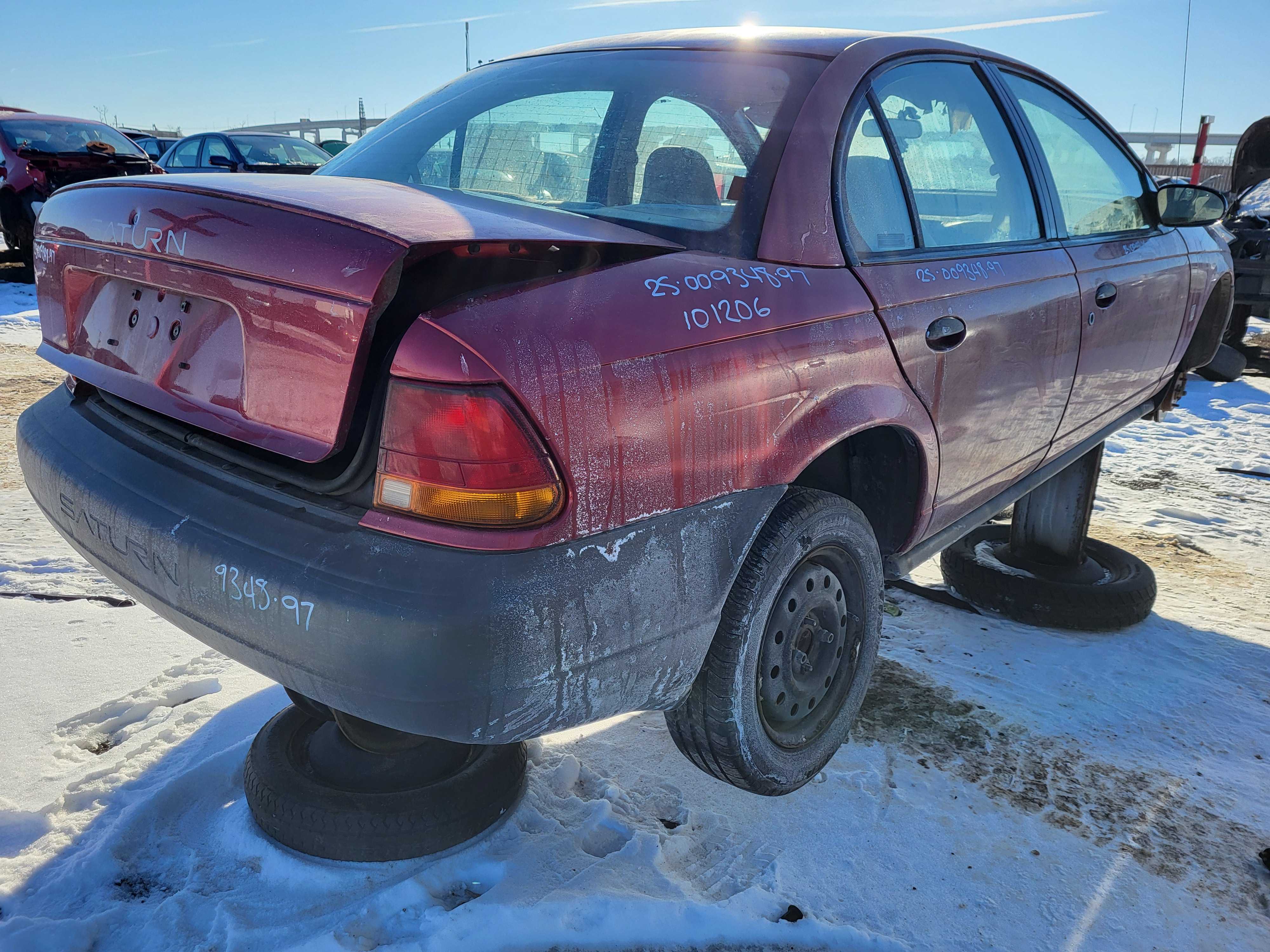 SATURN SL 1997