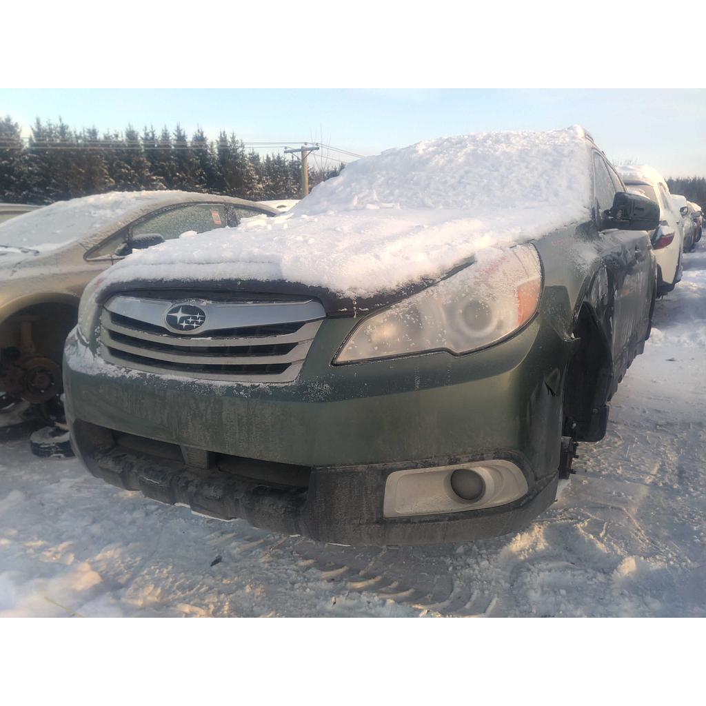 SUBARU OUTBACK 2012