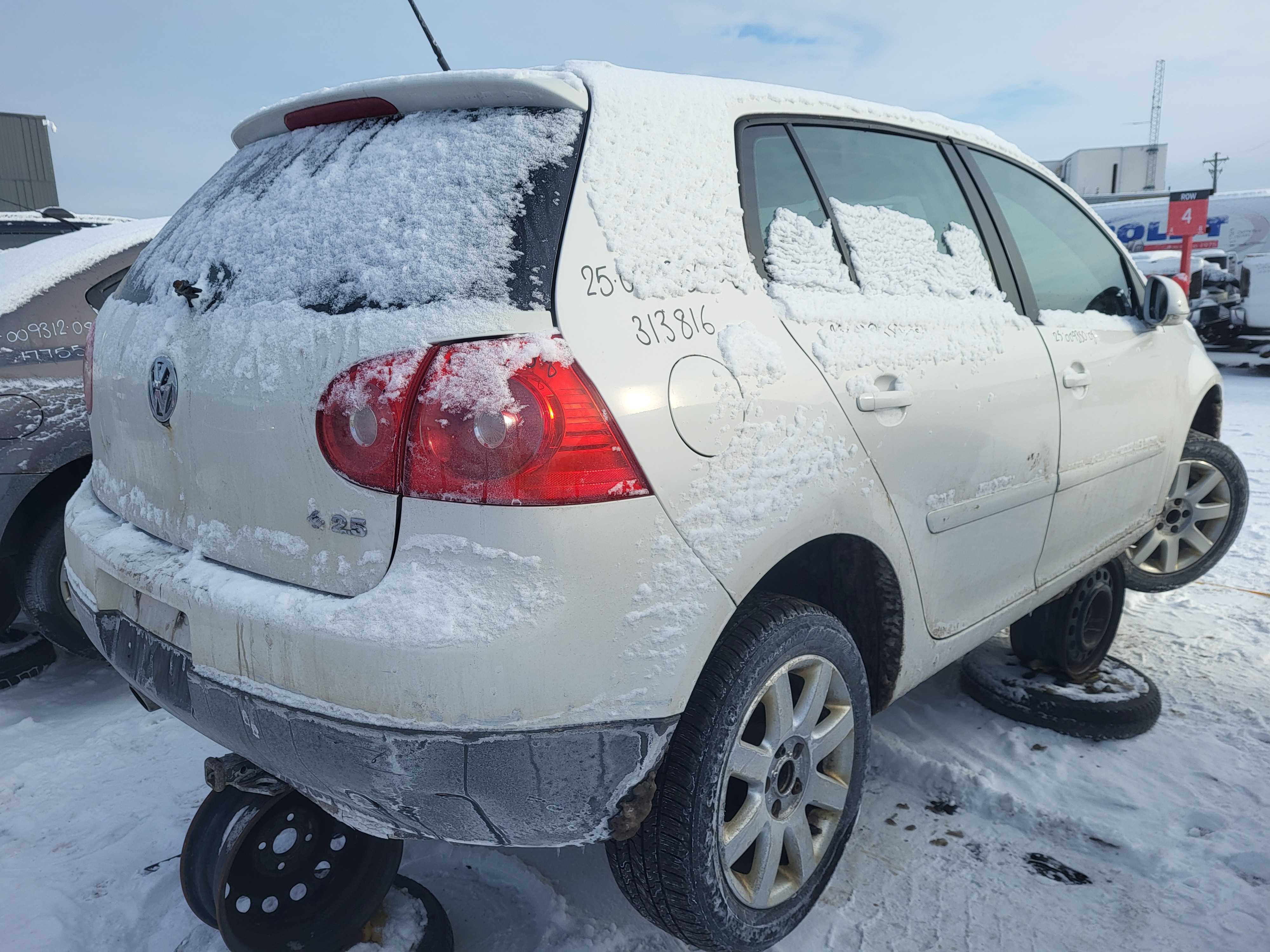 VOLKSWAGEN RABBIT 2008