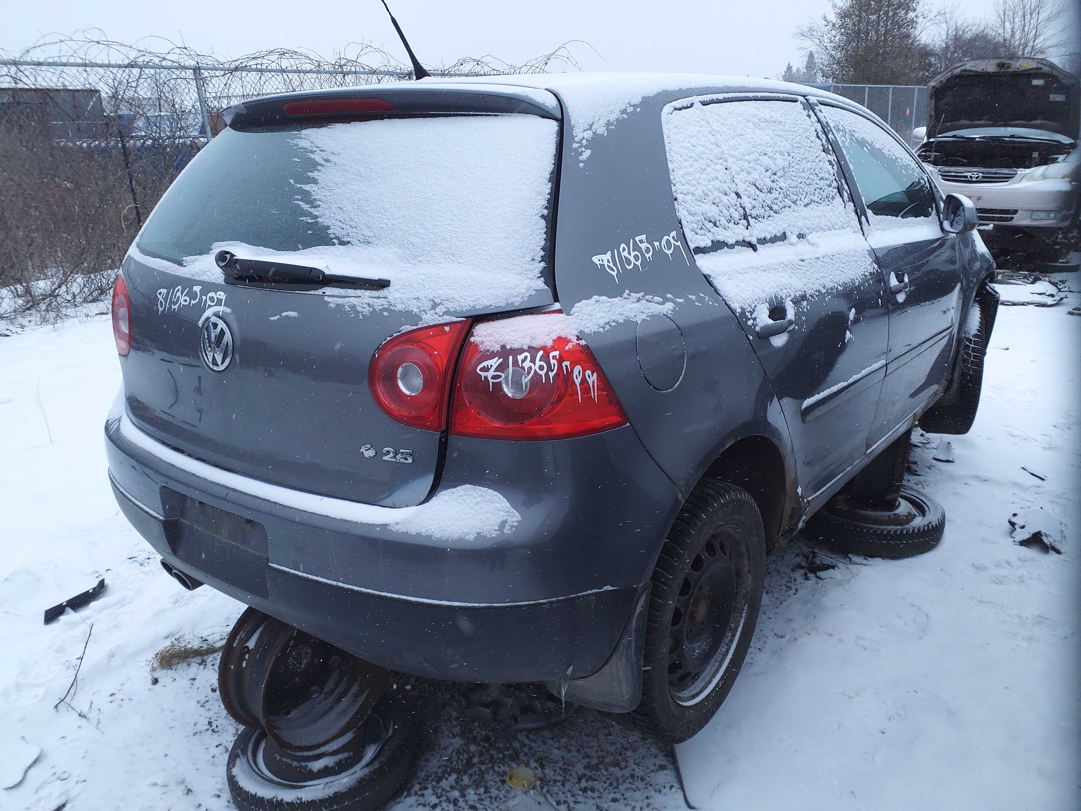 VOLKSWAGEN RABBIT 2009