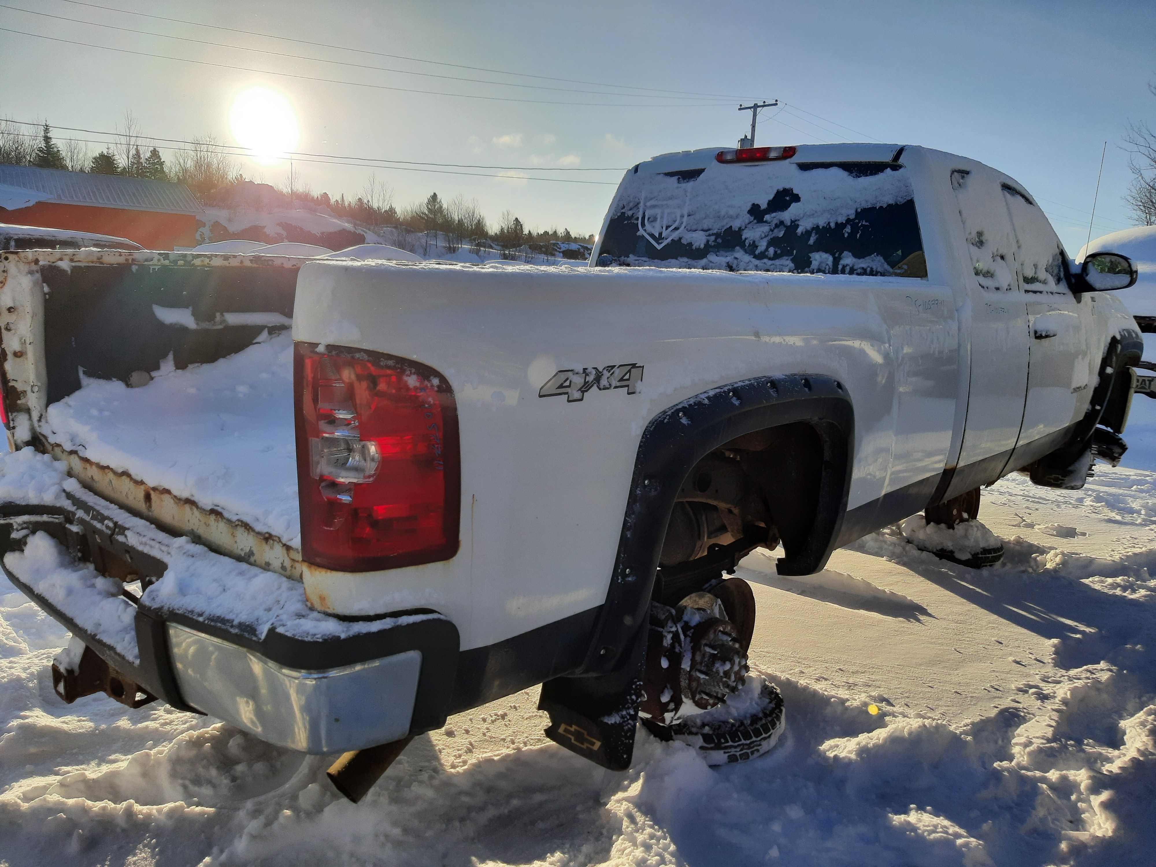 CHEVROLET SILVERADO 2500 2011