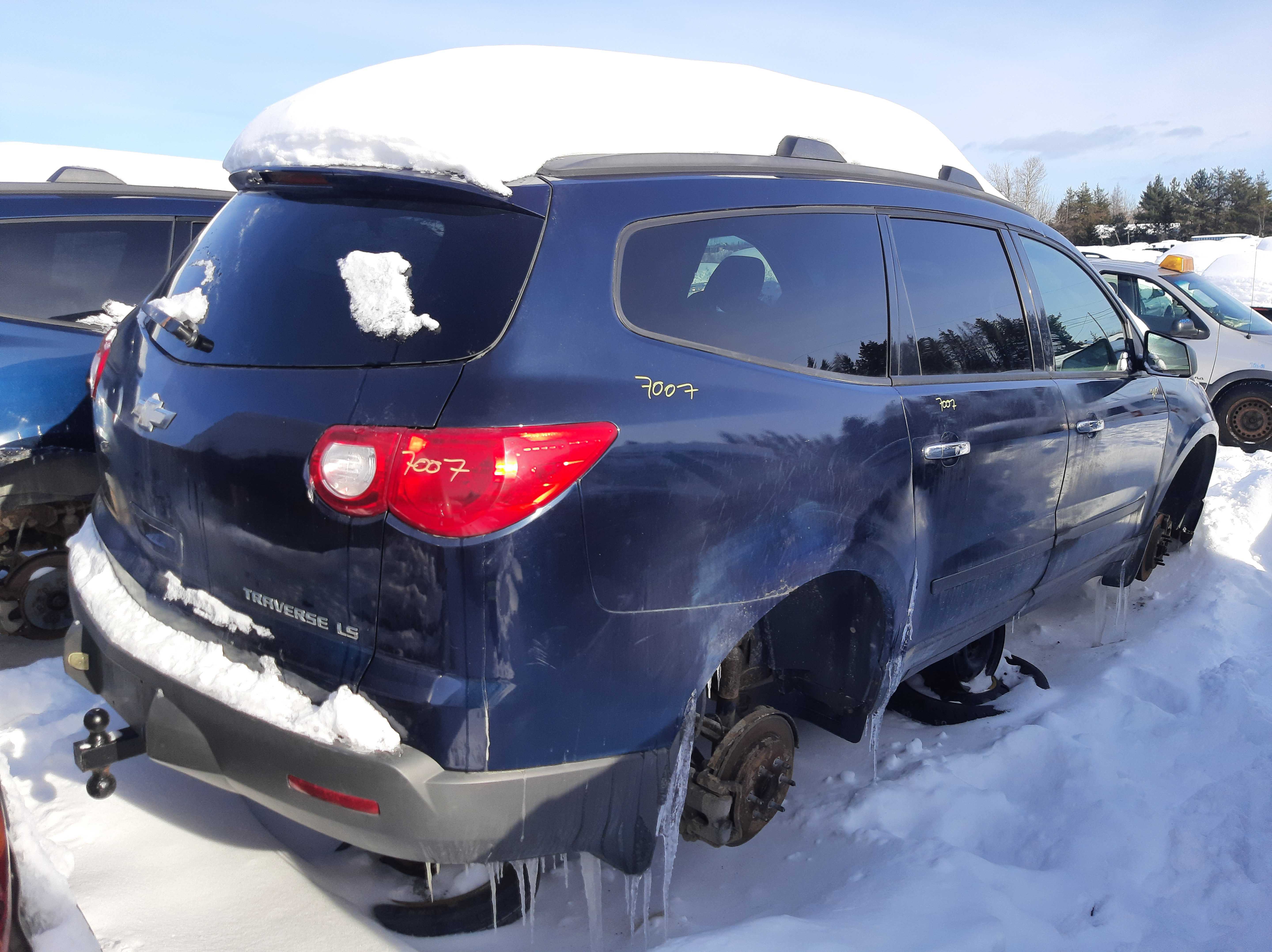 CHEVROLET TRAVERSE 2010