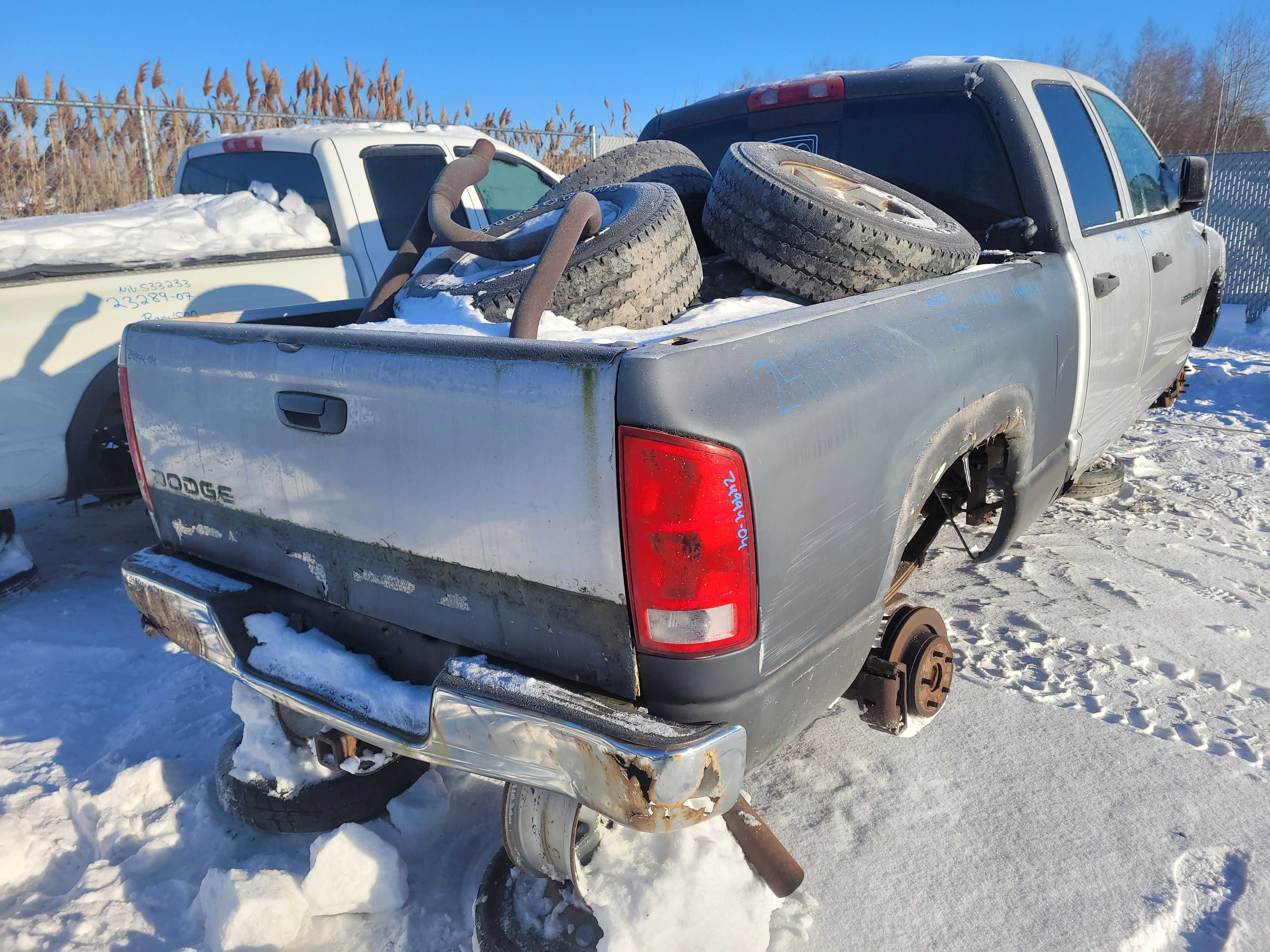 DODGE RAM 1500 2004