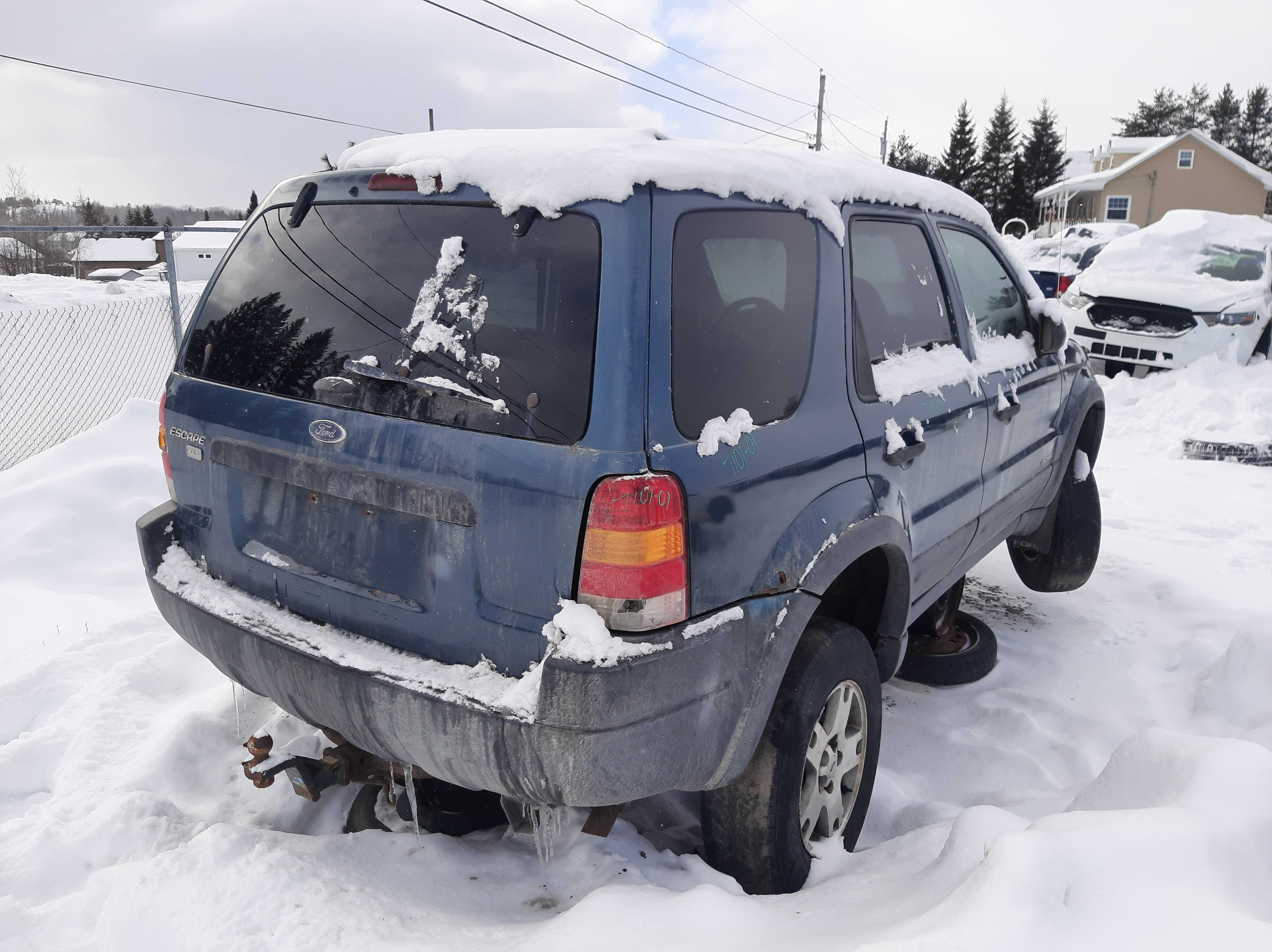 FORD ESCAPE 2001