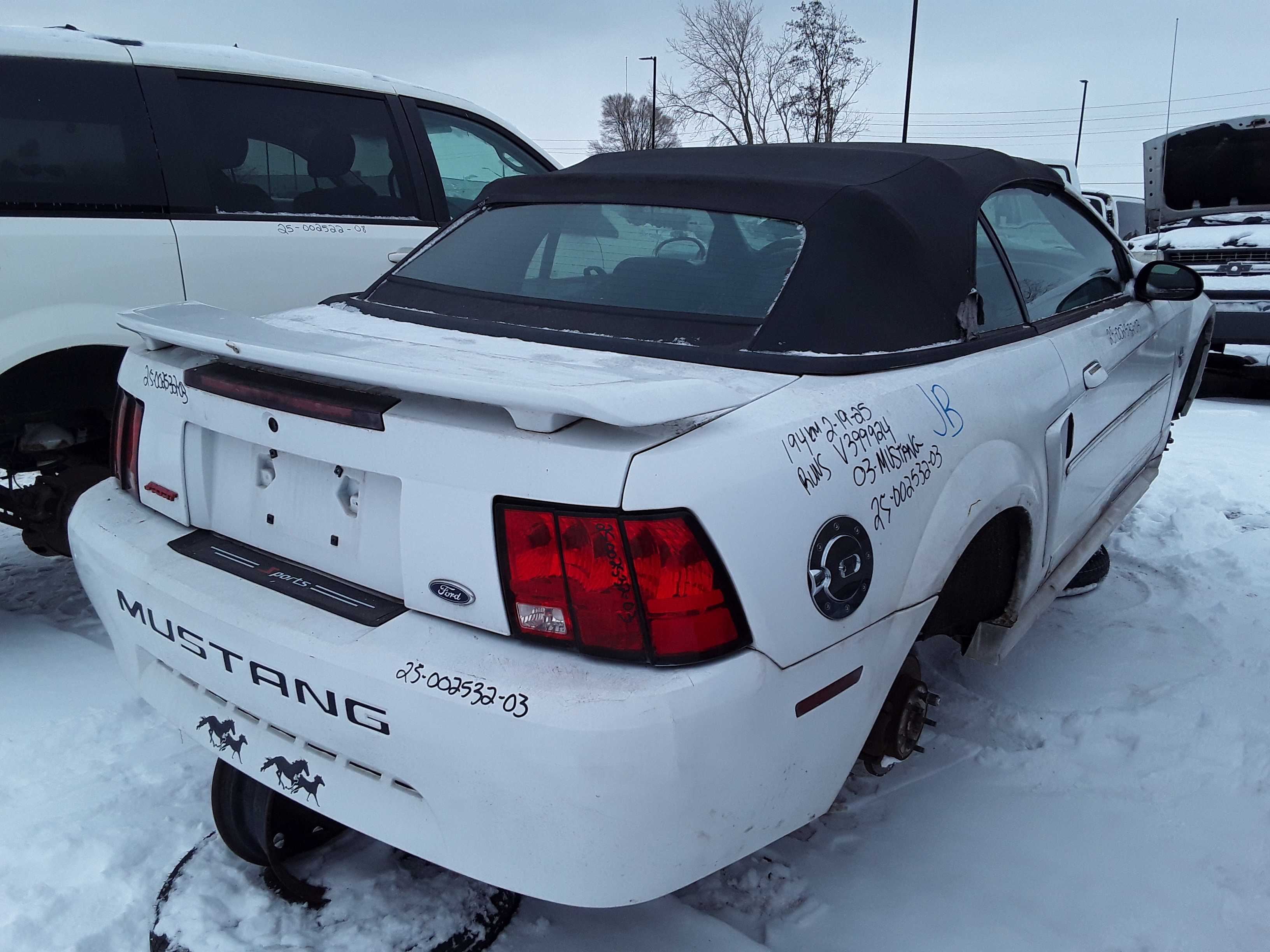 FORD MUSTANG 2003