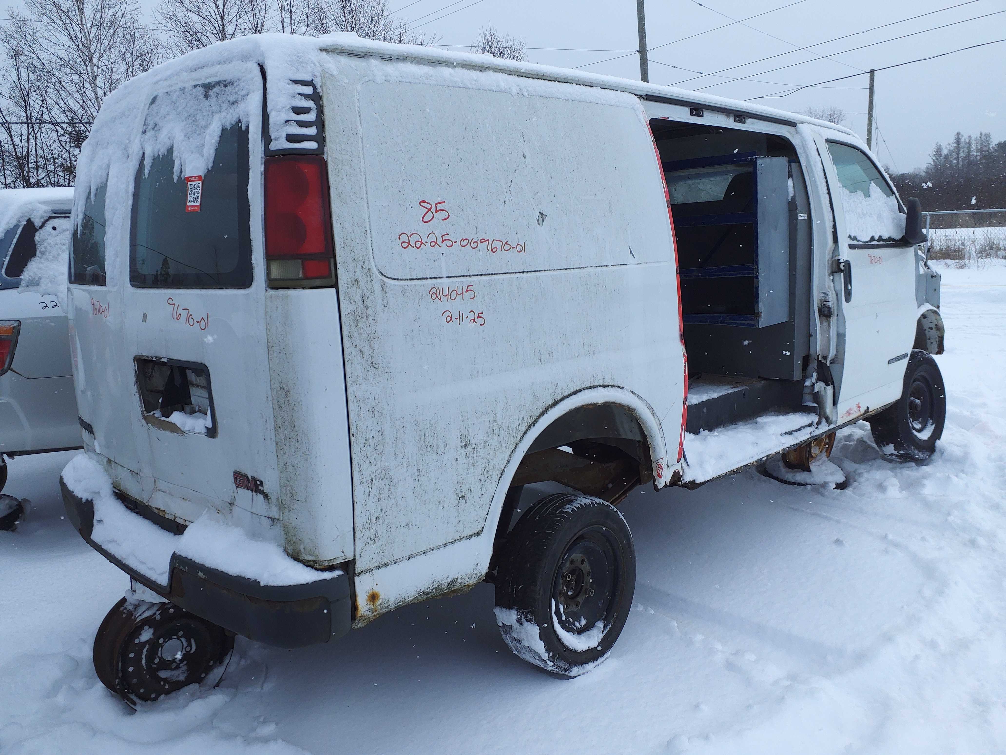 GMC SAVANA CARGO 2001