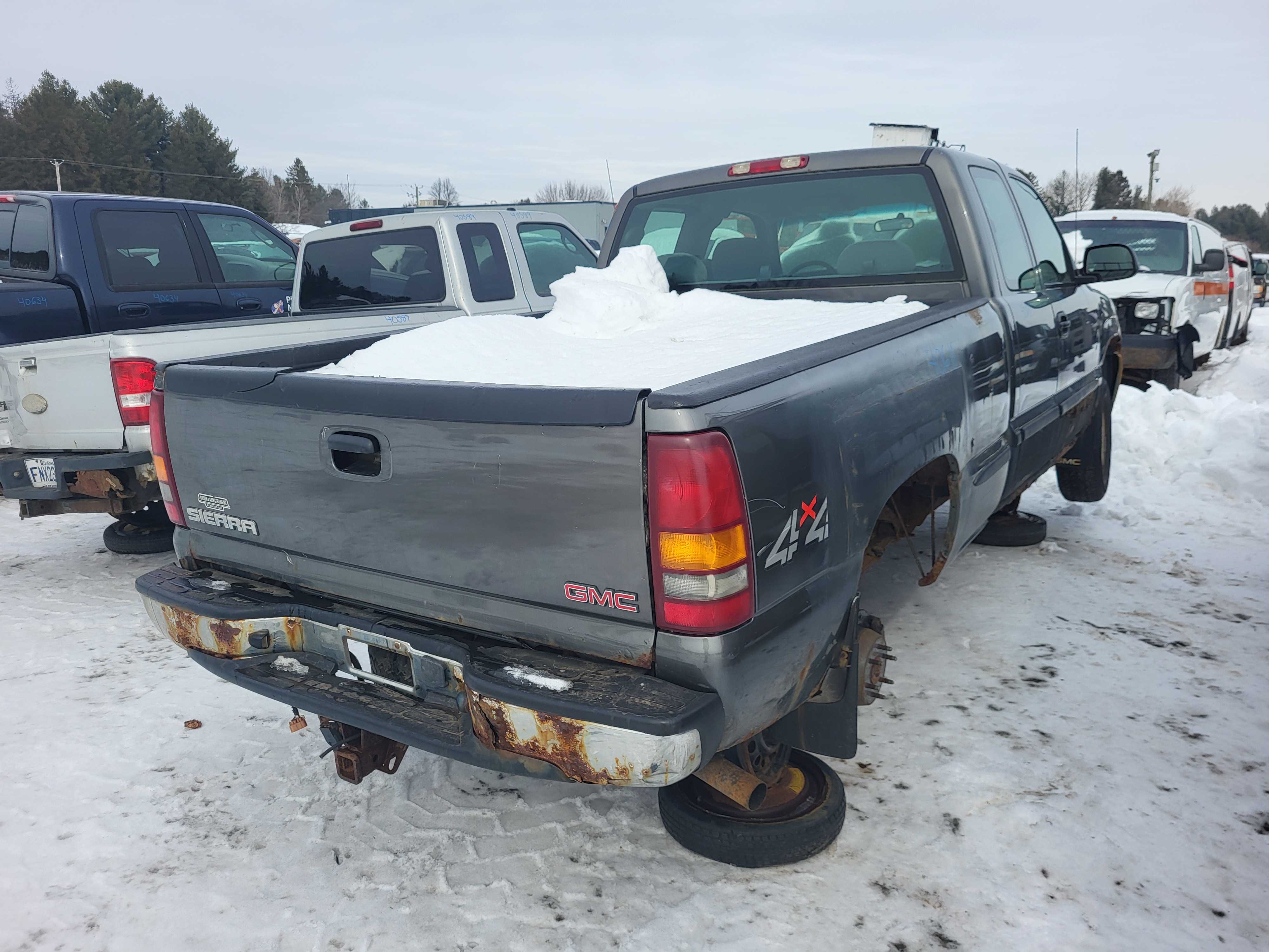GMC SIERRA 1500 2002