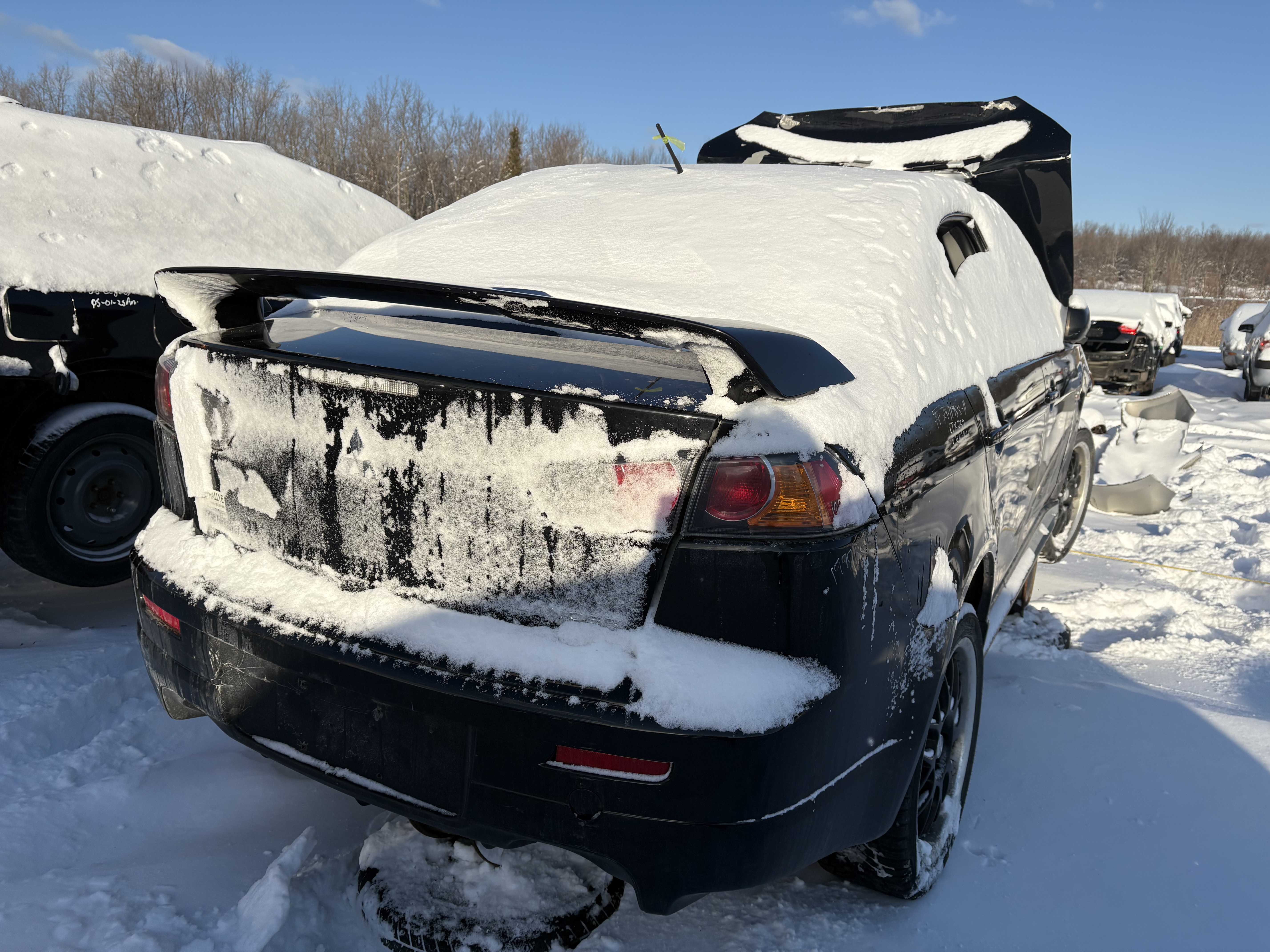 MITSUBISHI LANCER 2011