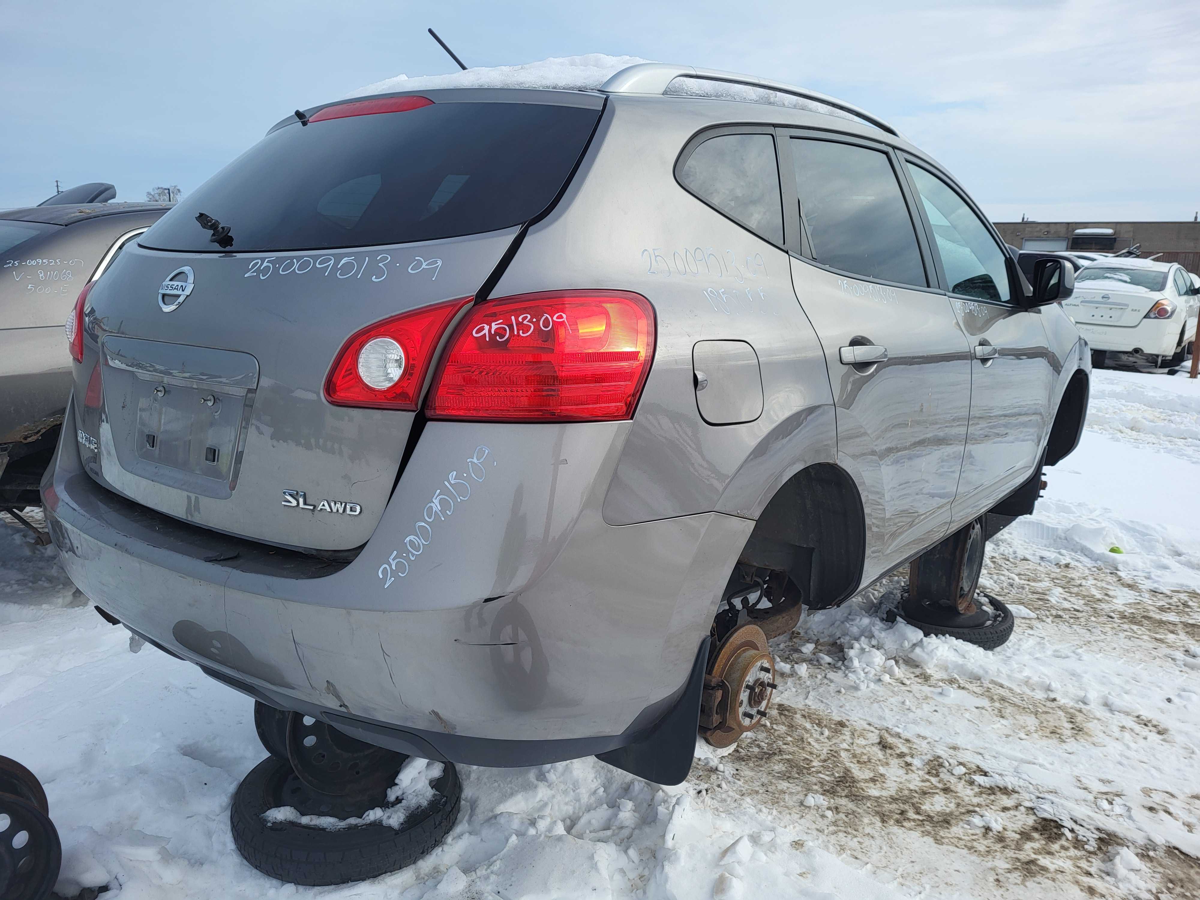 NISSAN ROGUE 2009