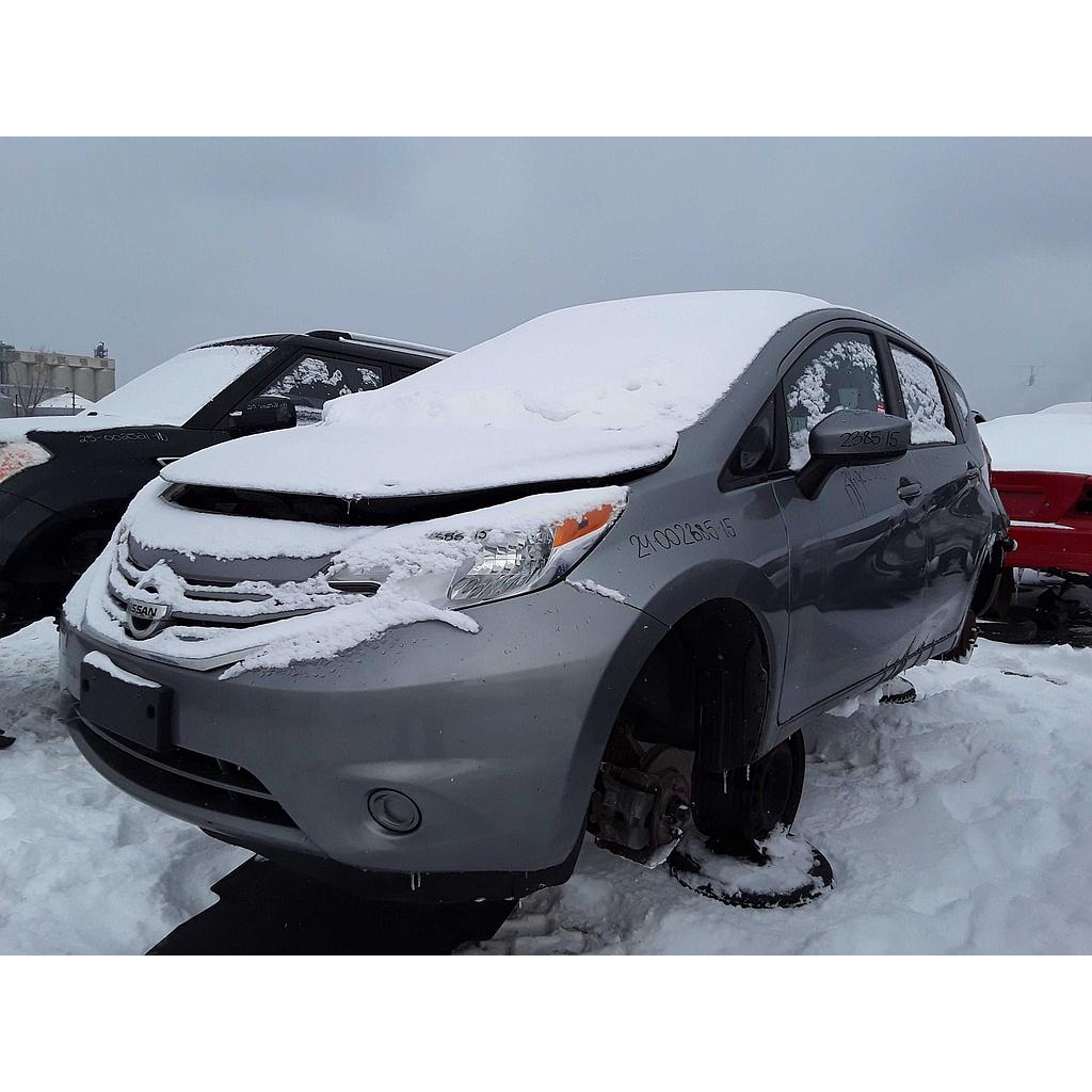 NISSAN VERSA 2015