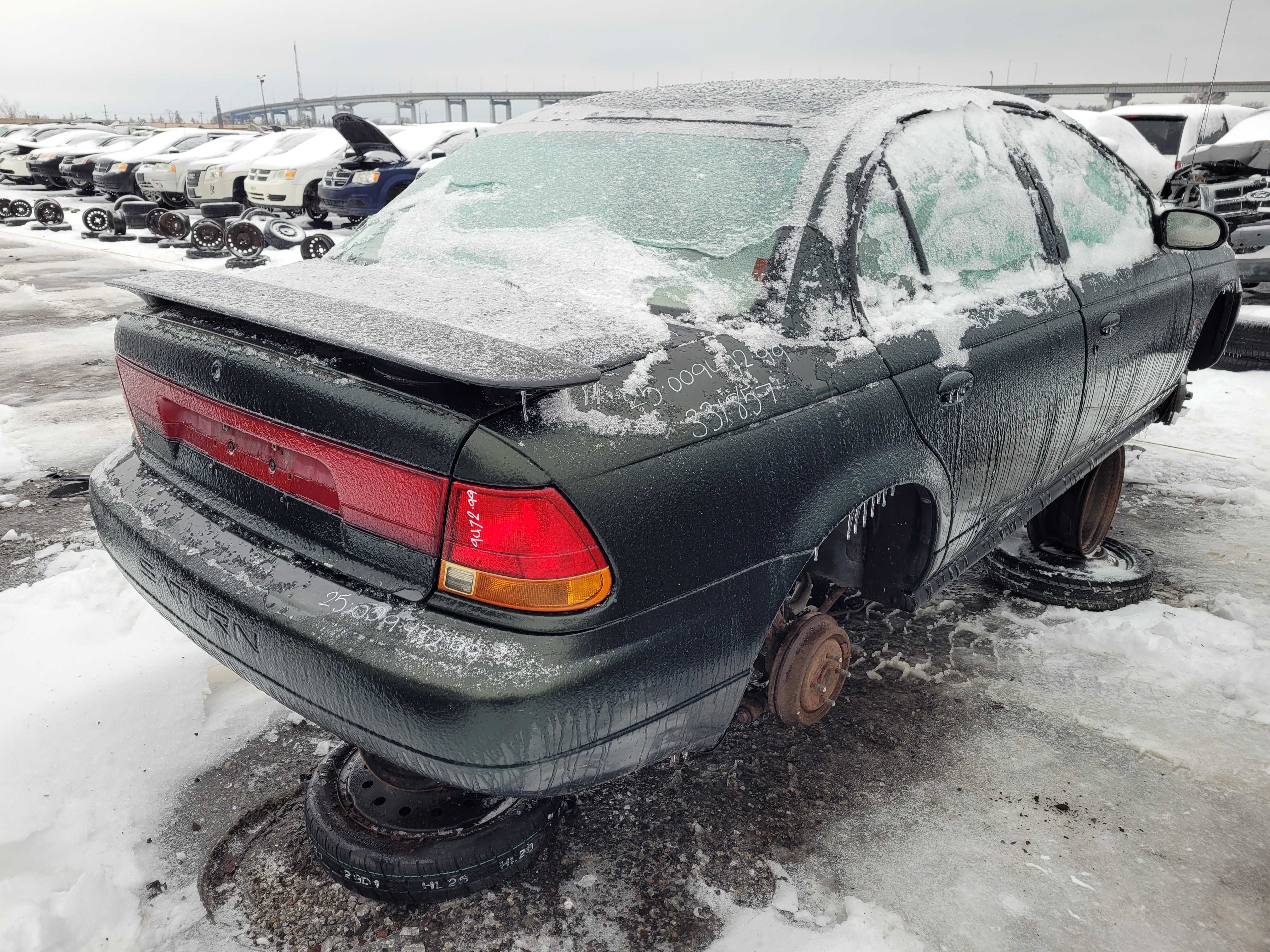 SATURN SL 1999