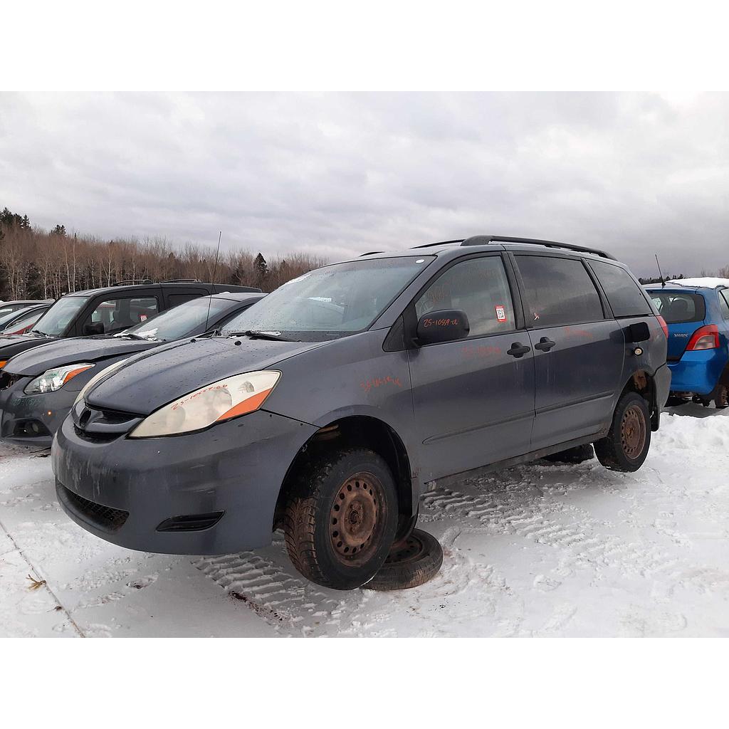 TOYOTA SIENNA 2006