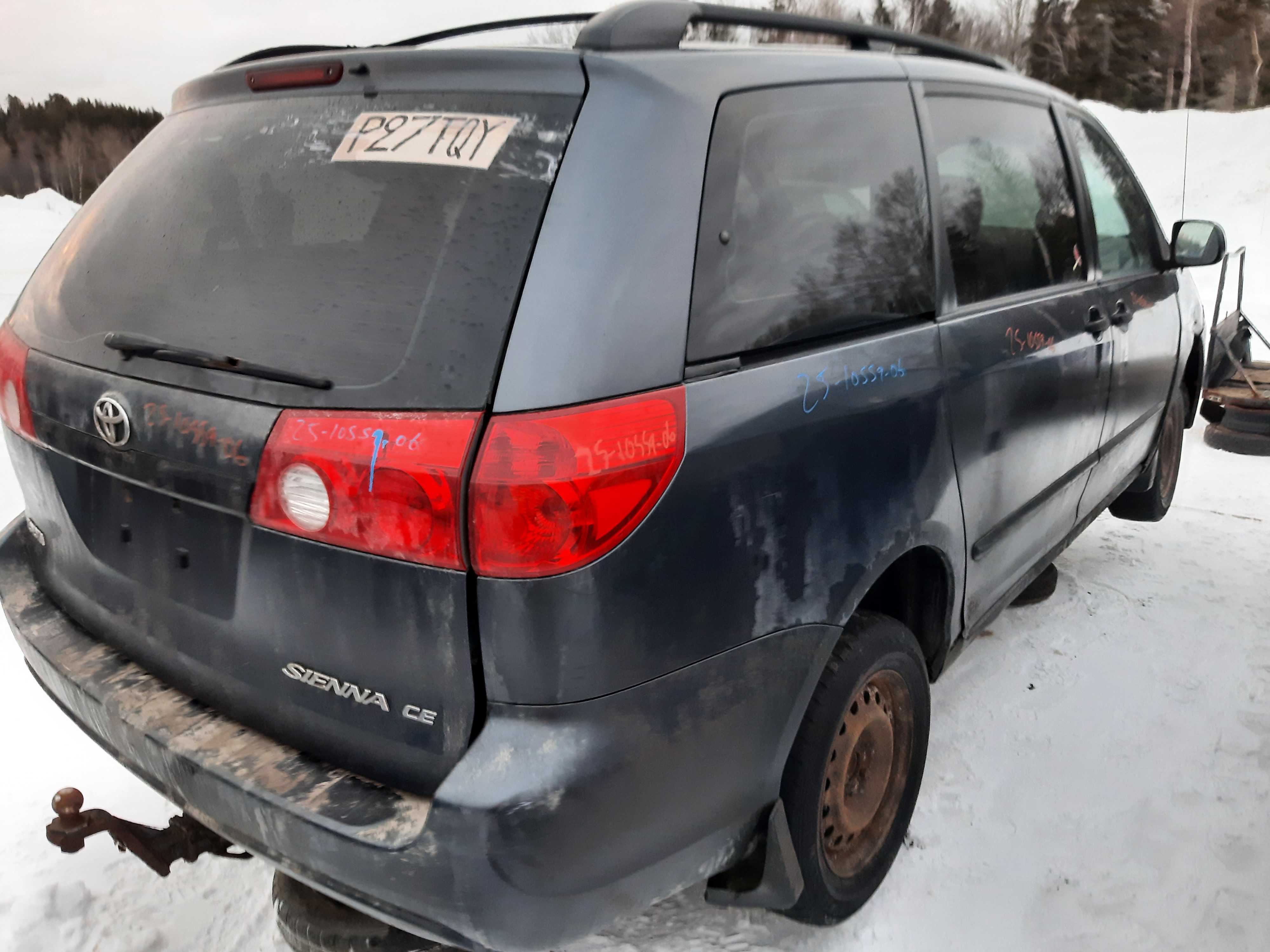 TOYOTA SIENNA 2006