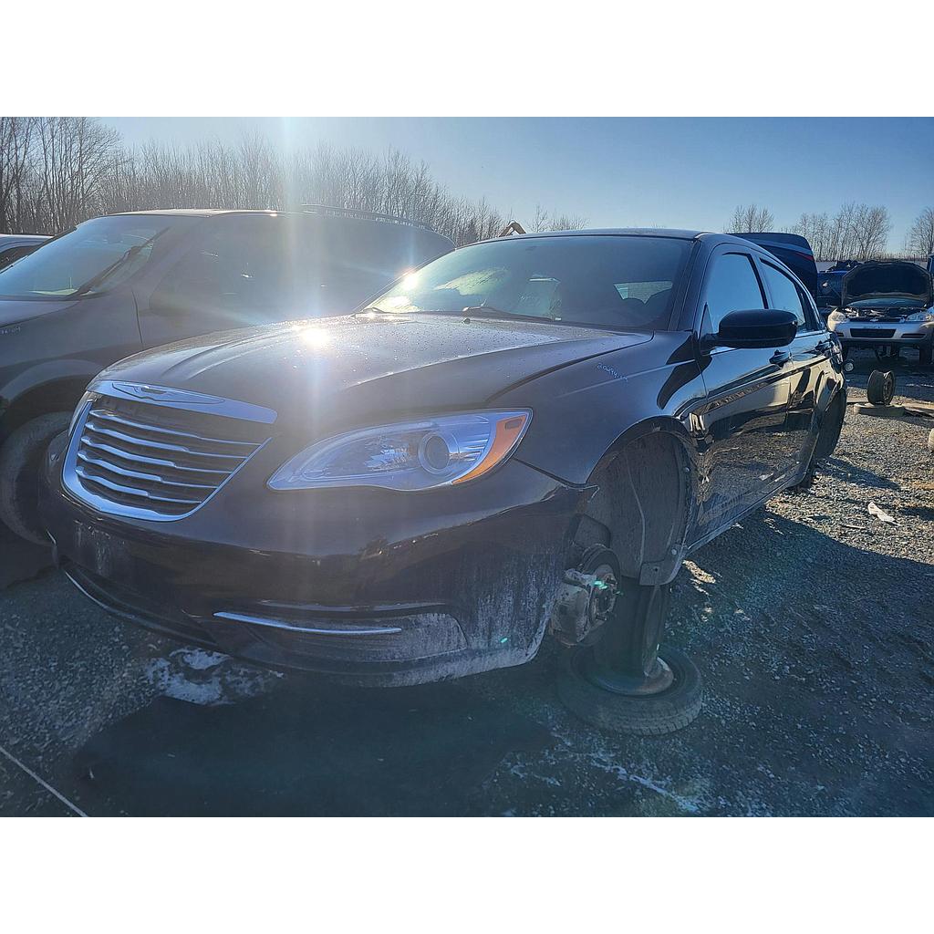 CHRYSLER 200 2013