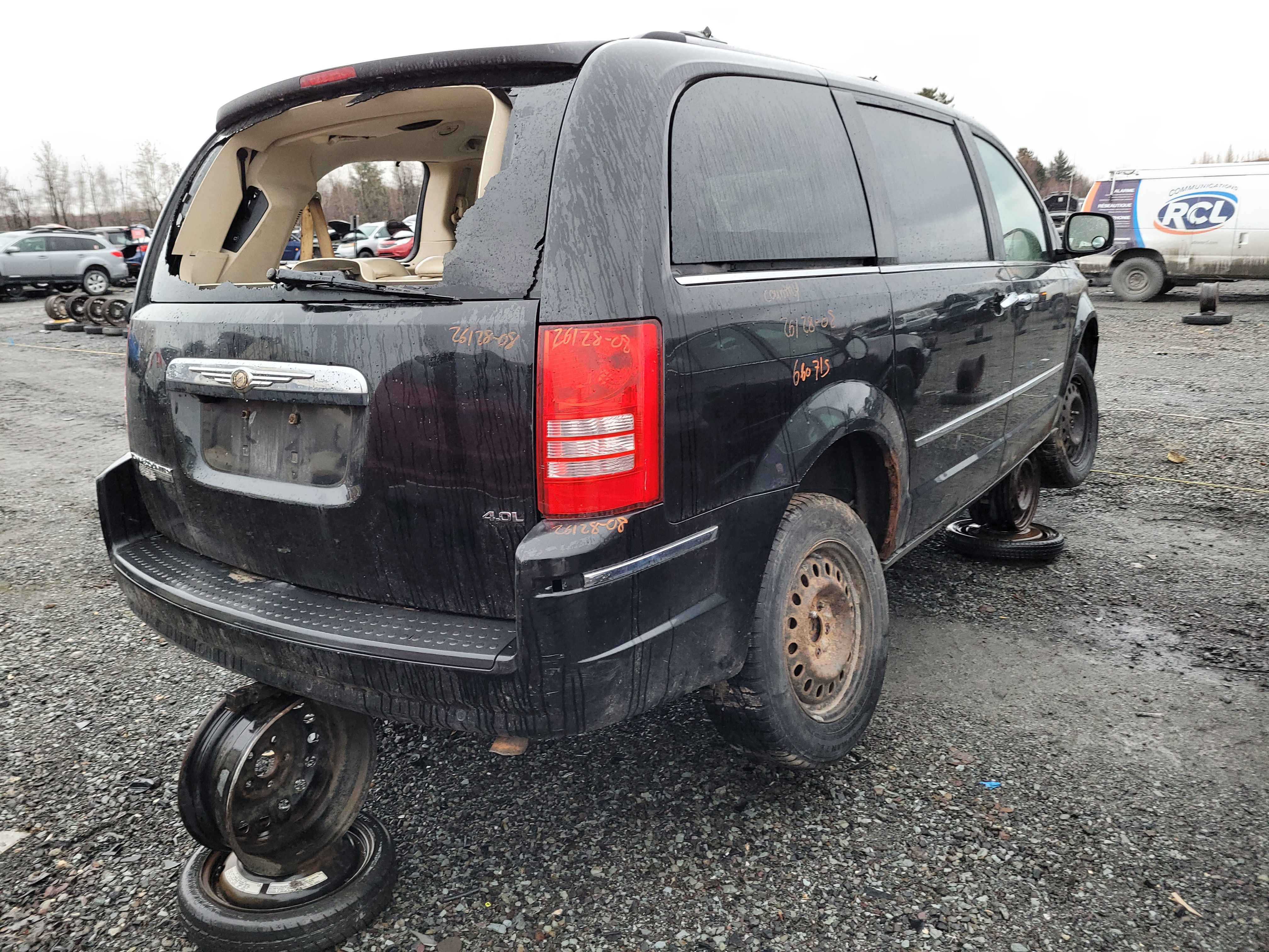CHRYSLER TOWN &amp; COUNTRY 2008