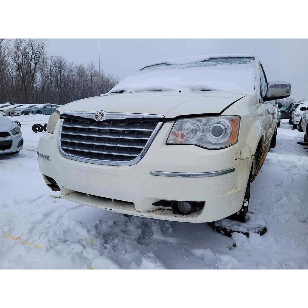CHRYSLER TOWN & COUNTRY 2010
