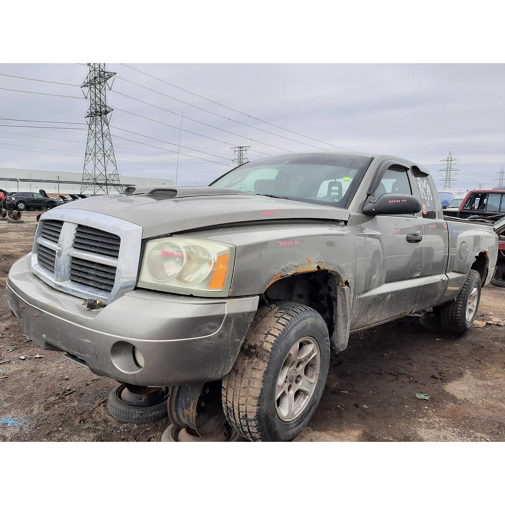 DODGE DAKOTA 2006